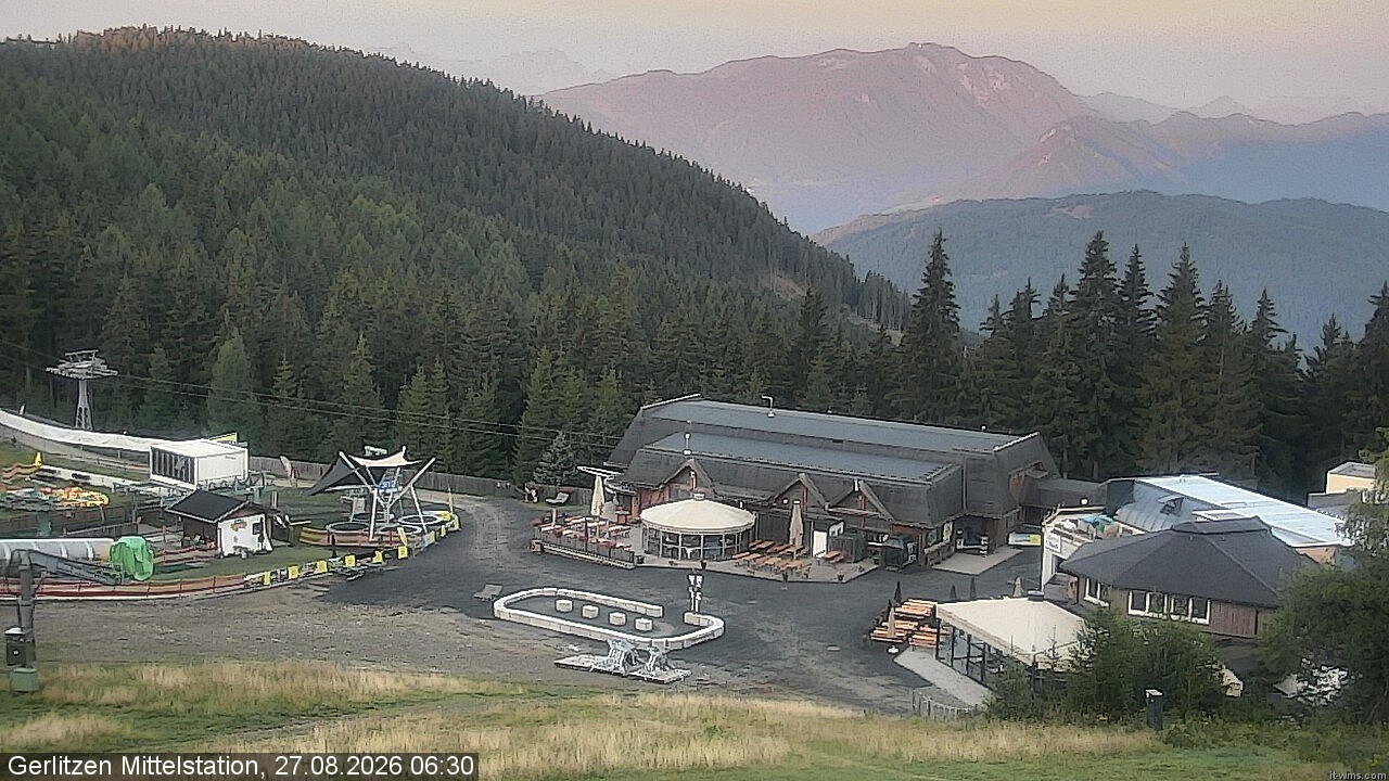 Archiv Foto Webcam Kids-Snowpark Gerlitzen