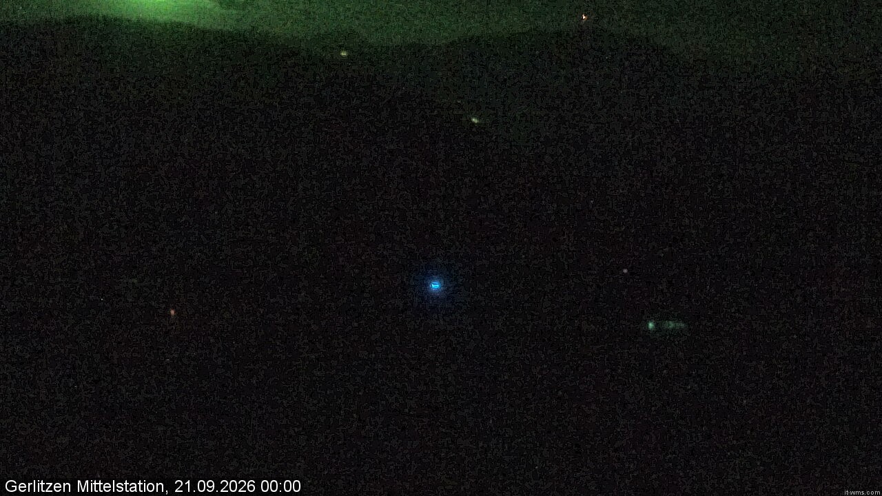 Archived image Webcam Kid's snowpark, Gerlitzen