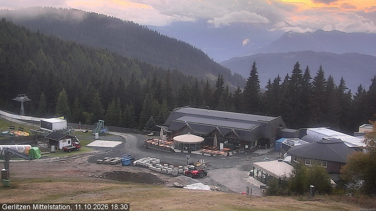 Archived image Webcam Kid's snowpark, Gerlitzen