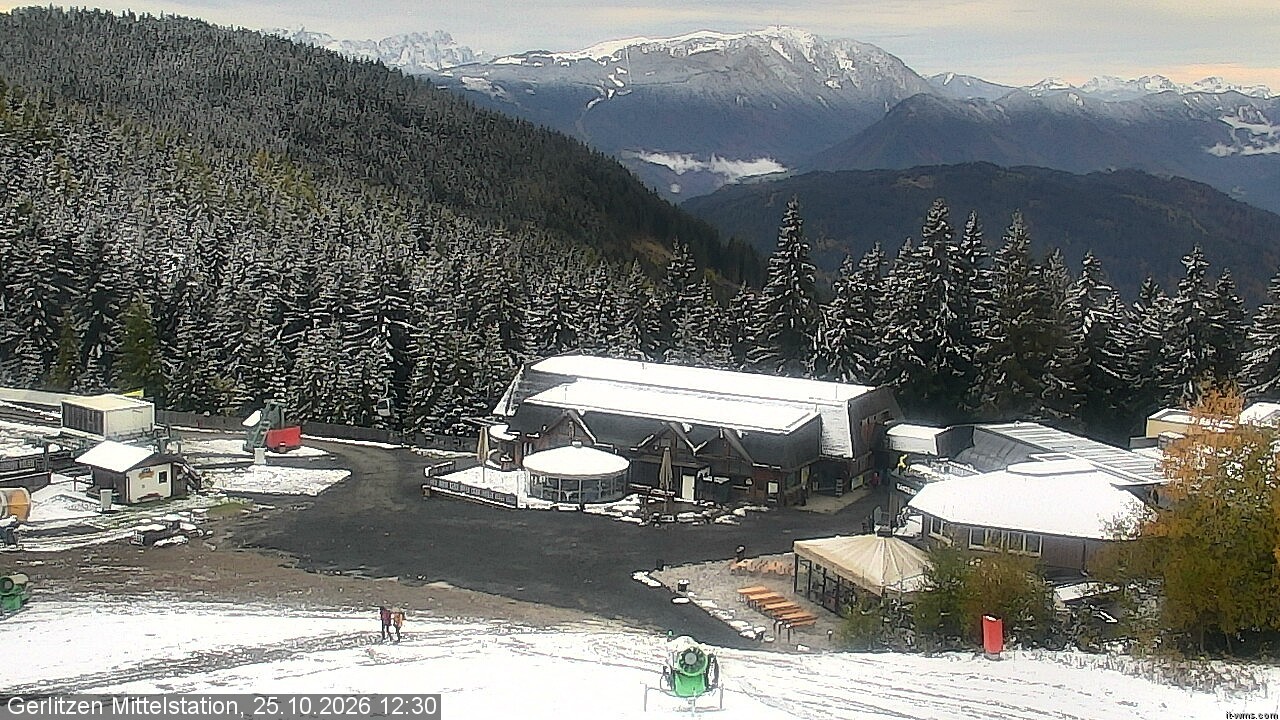 Archiv Foto Webcam Kids-Snowpark Gerlitzen