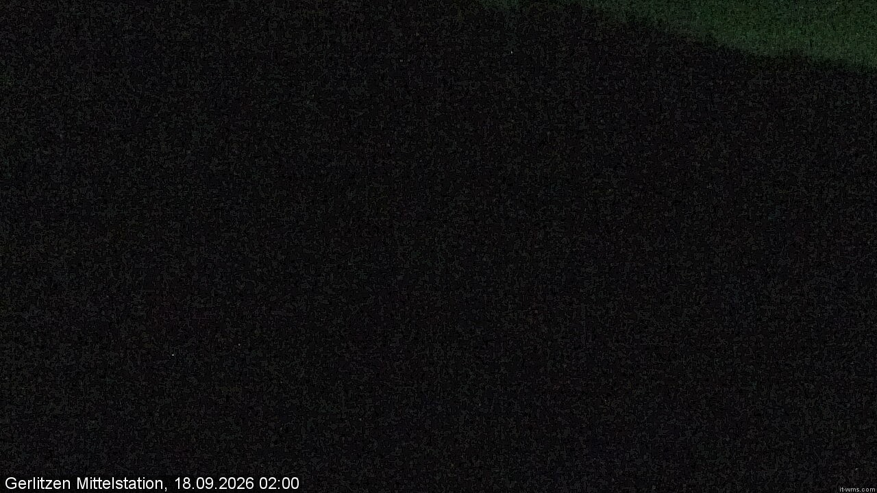 Archiv Foto Webcam Kanzelhöhe: Schirmbar und Sonnenarena
