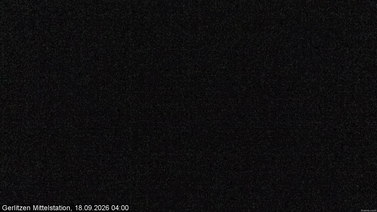Archiv Foto Webcam Kanzelhöhe: Schirmbar und Sonnenarena