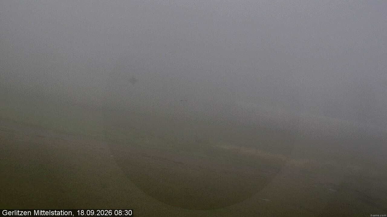 Archiv Foto Webcam Kanzelhöhe: Schirmbar und Sonnenarena