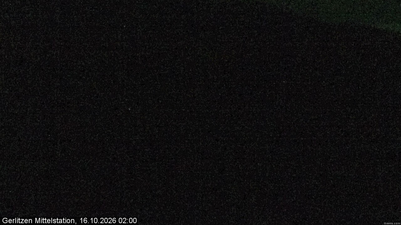 Archiv Foto Webcam Kanzelhöhe: Schirmbar und Sonnenarena