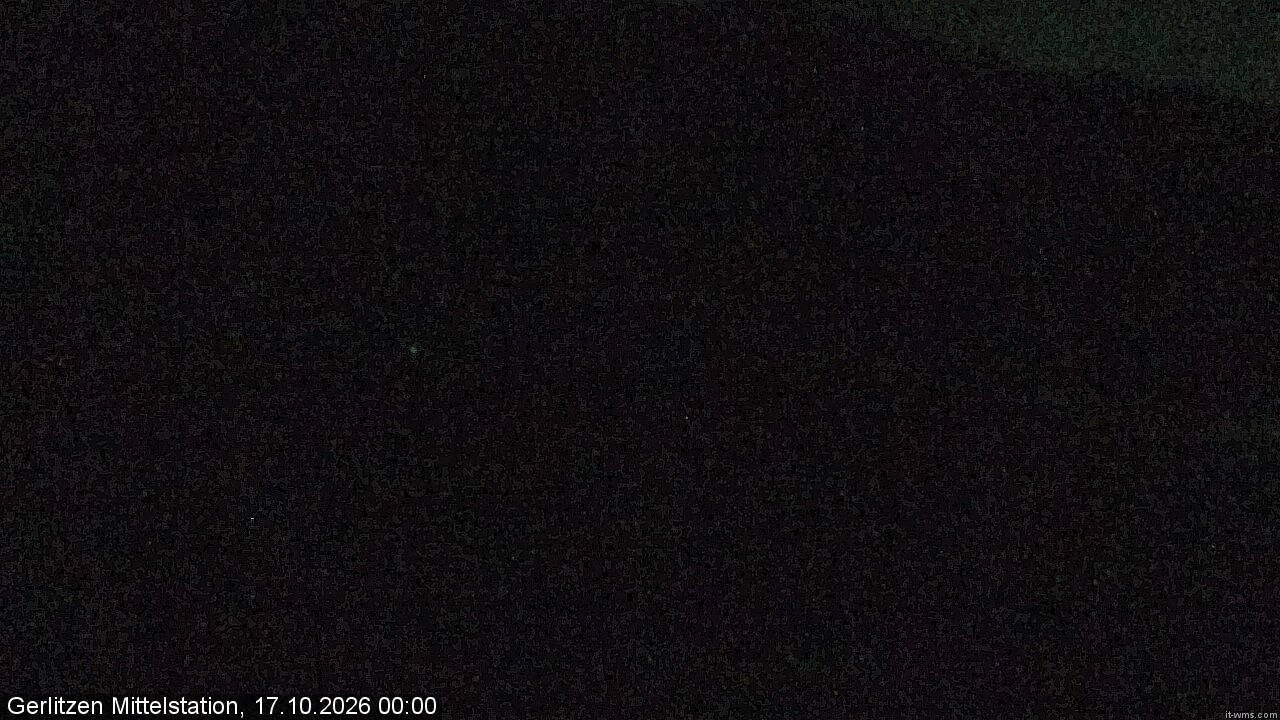 Archiv Foto Webcam Kanzelhöhe: Schirmbar und Sonnenarena