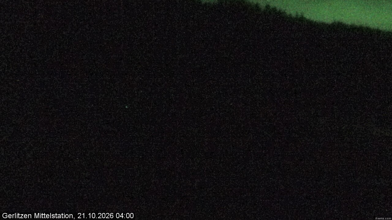 Archiv Foto Webcam Kanzelhöhe: Schirmbar und Sonnenarena