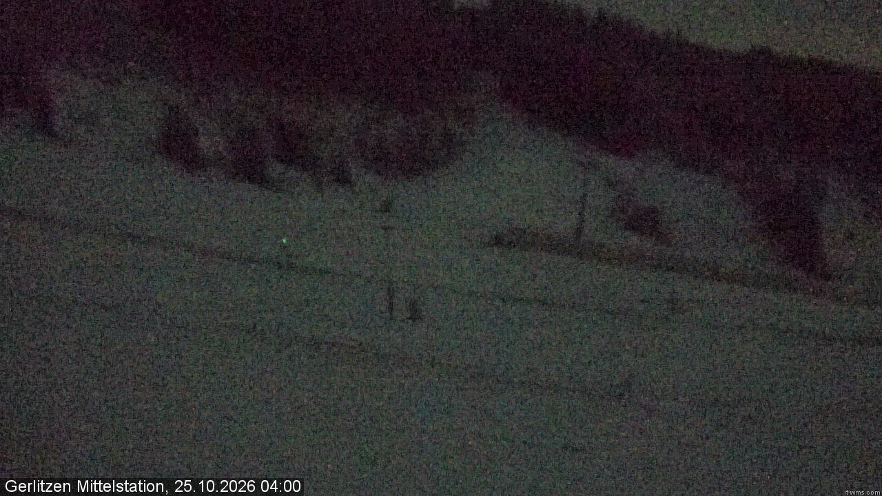 Archiv Foto Webcam Kanzelhöhe: Schirmbar und Sonnenarena