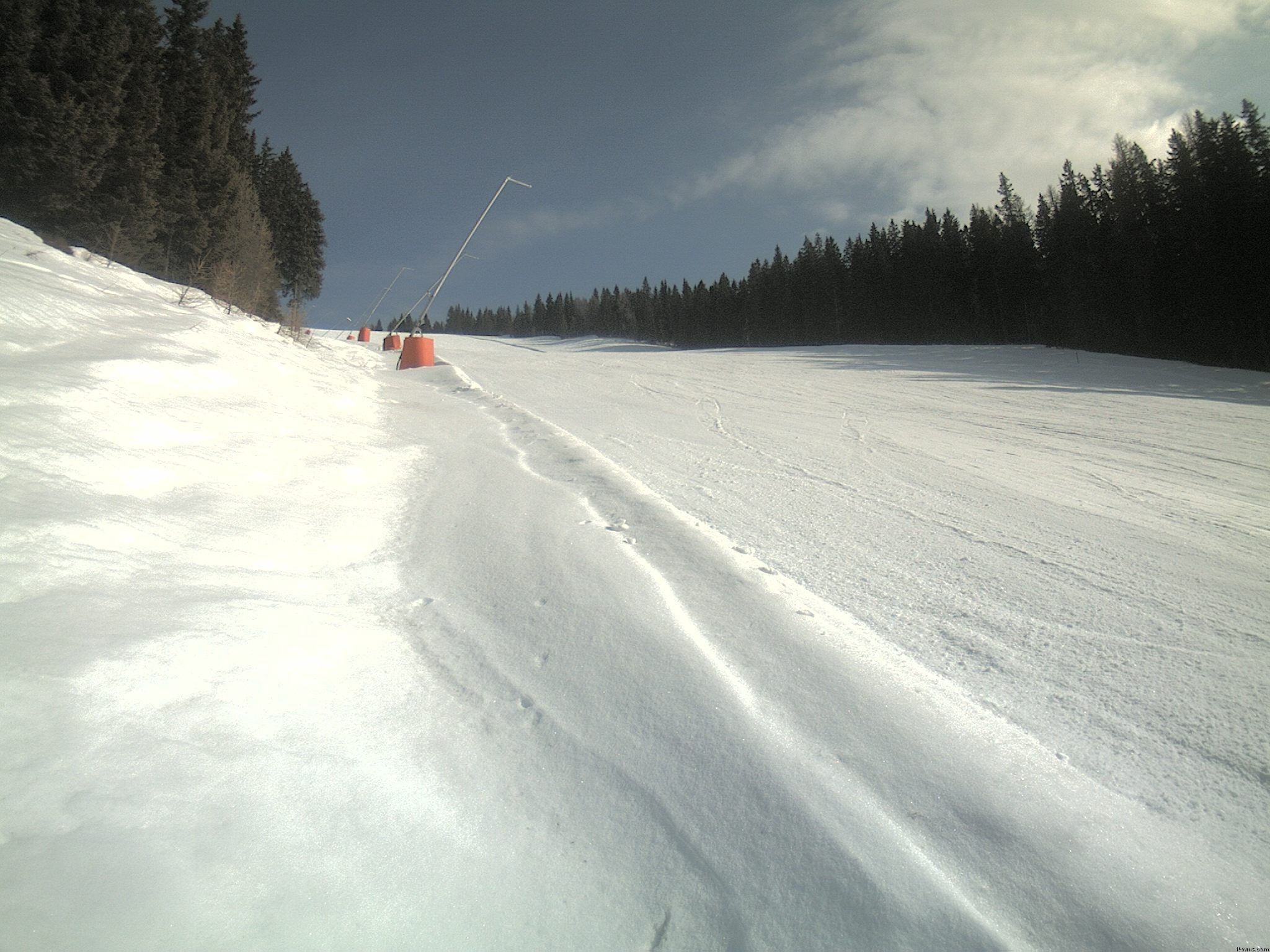 Archiv Foto Webcam Ochsengarten Übungslift (Gerlitzen)