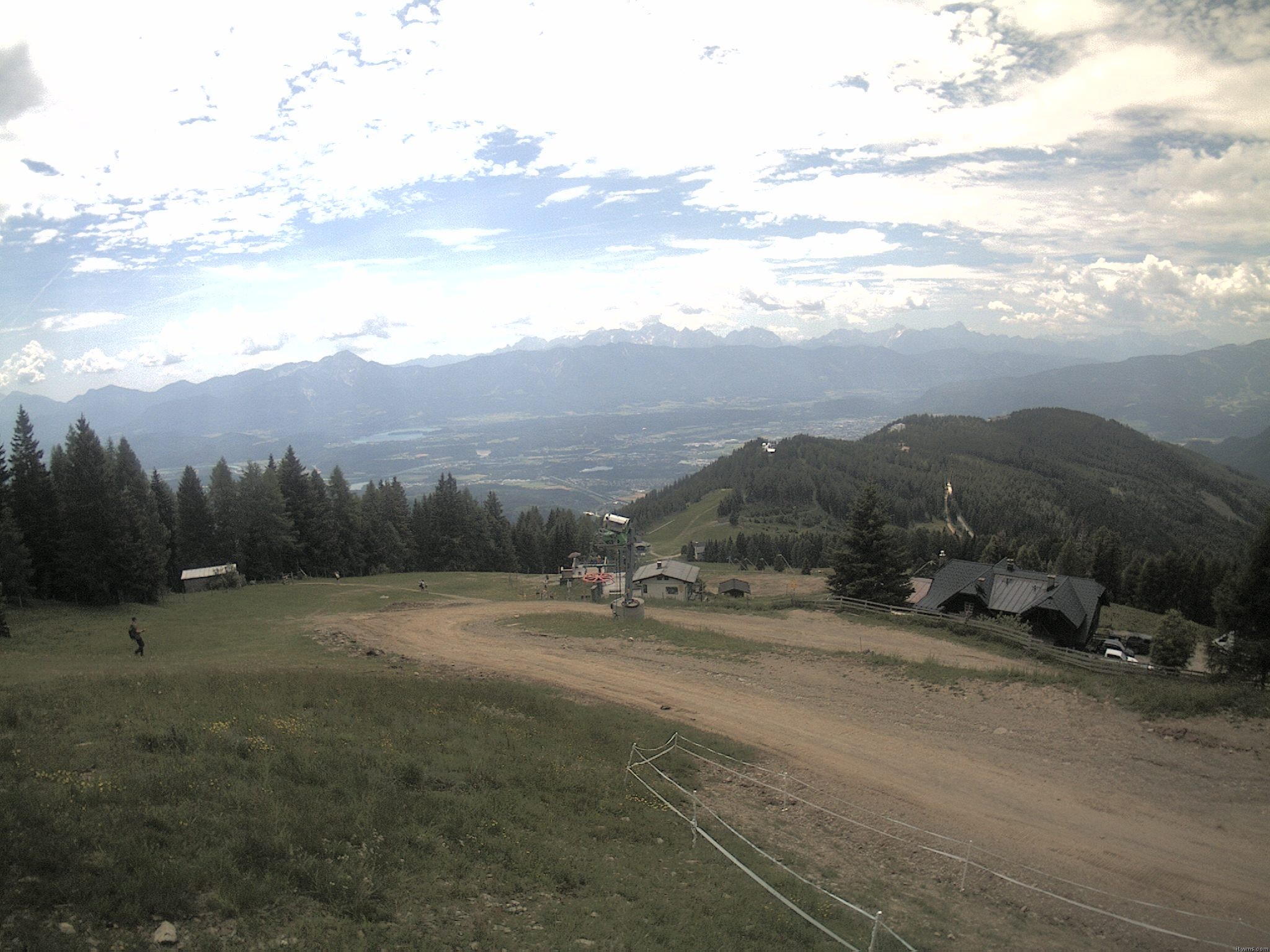 Archiv Foto Webcam Ochsengarten Übungslift (Gerlitzen)