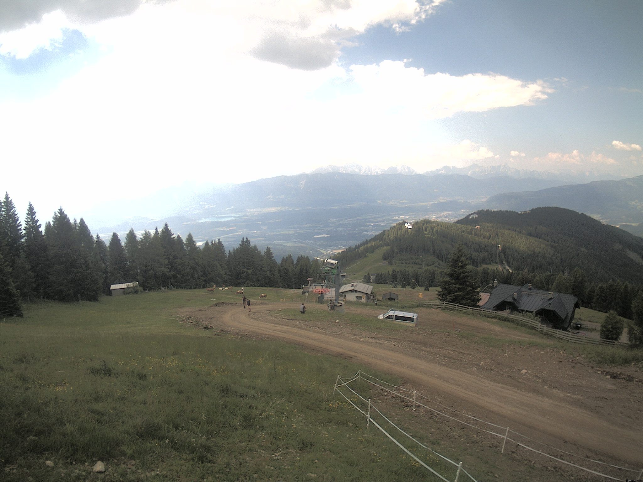 Archiv Foto Webcam Ochsengarten Übungslift (Gerlitzen)
