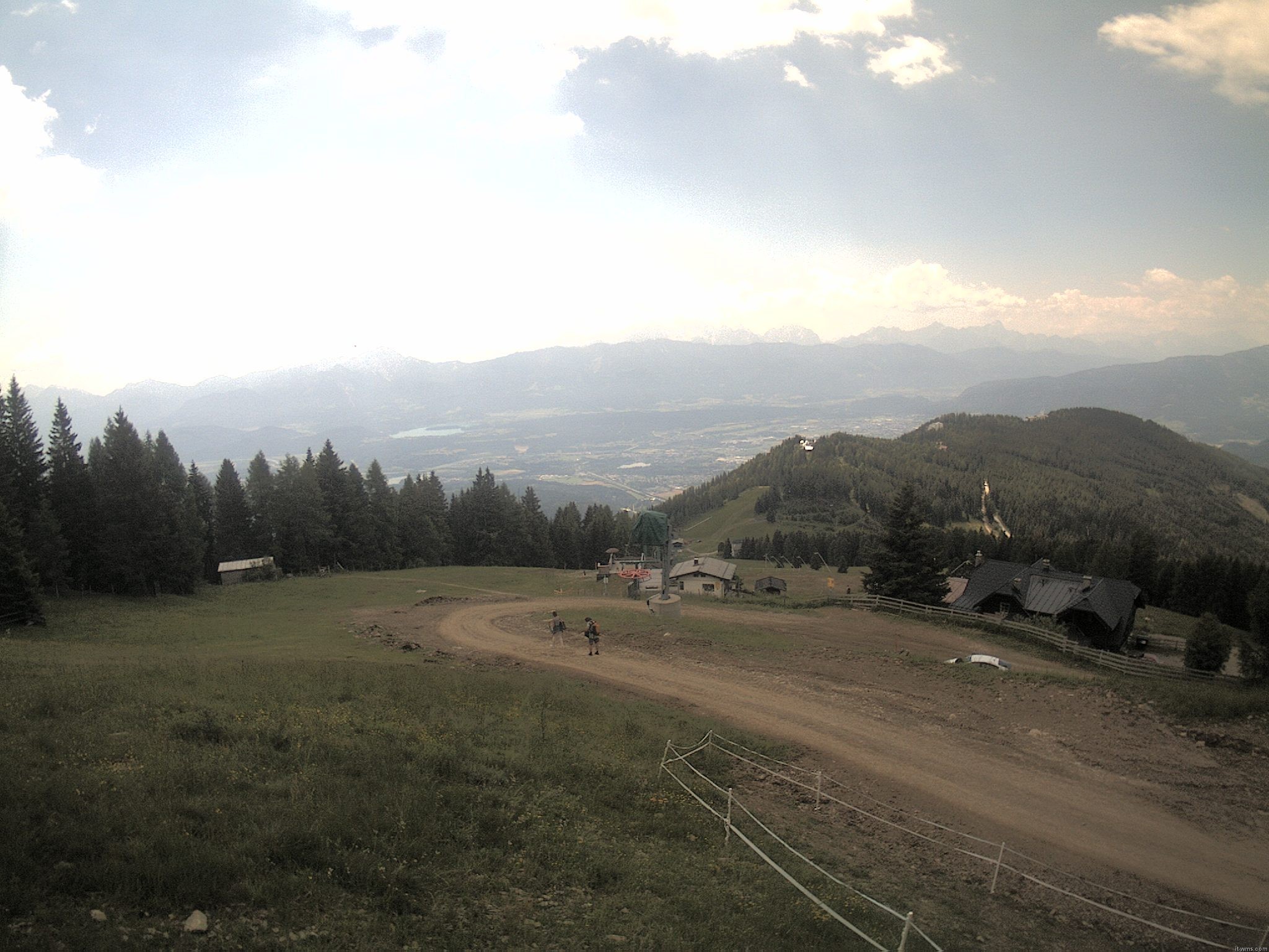 Archiv Foto Webcam Ochsengarten Übungslift (Gerlitzen)