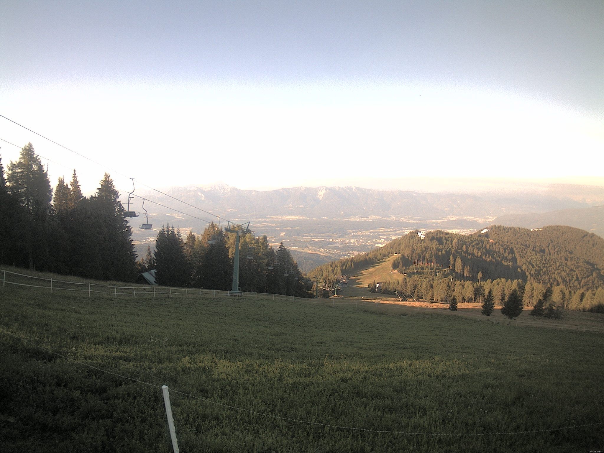 Archiv Foto Webcam Ochsengarten Übungslift (Gerlitzen)
