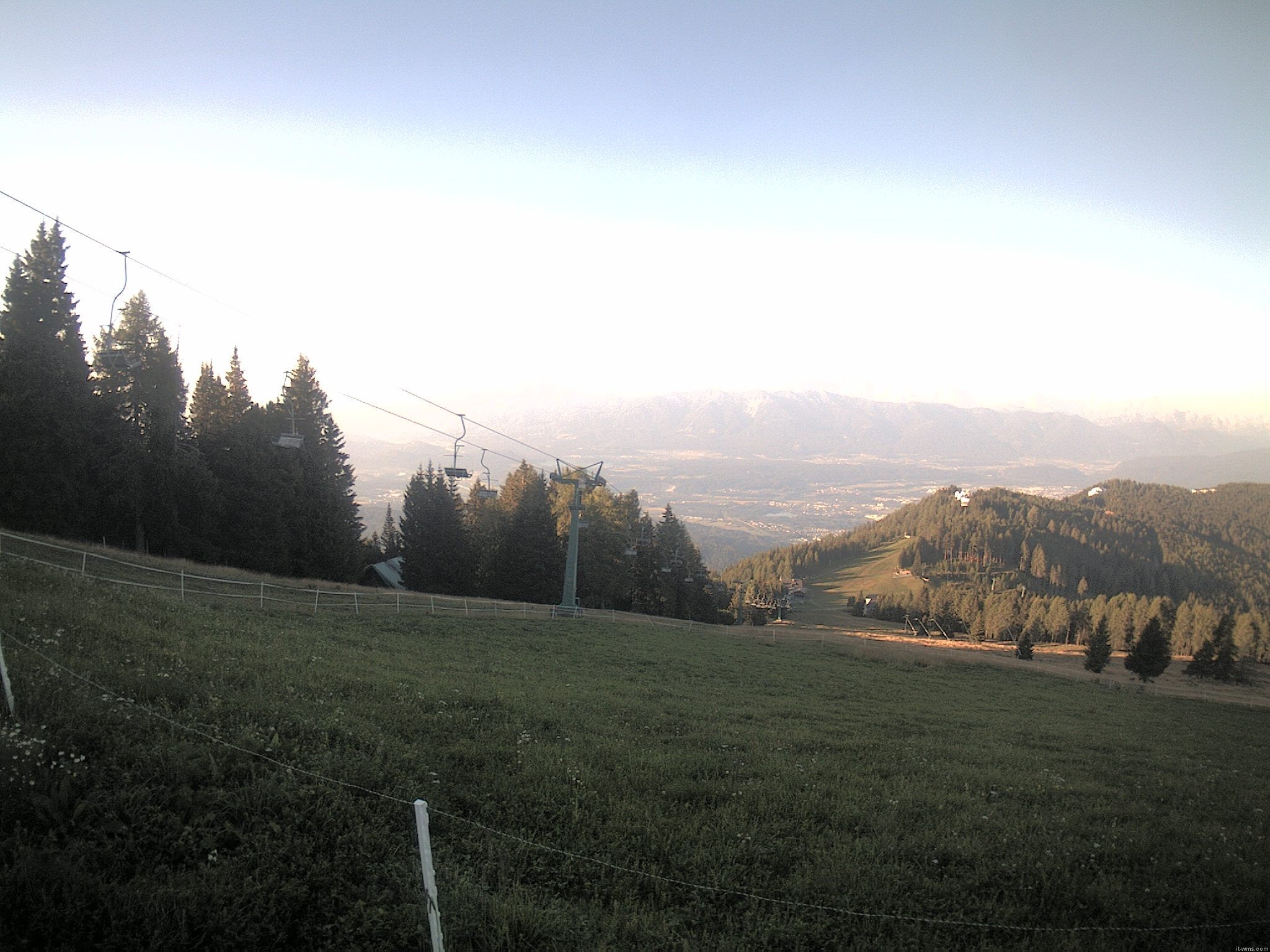 Archiv Foto Webcam Ochsengarten Übungslift (Gerlitzen)