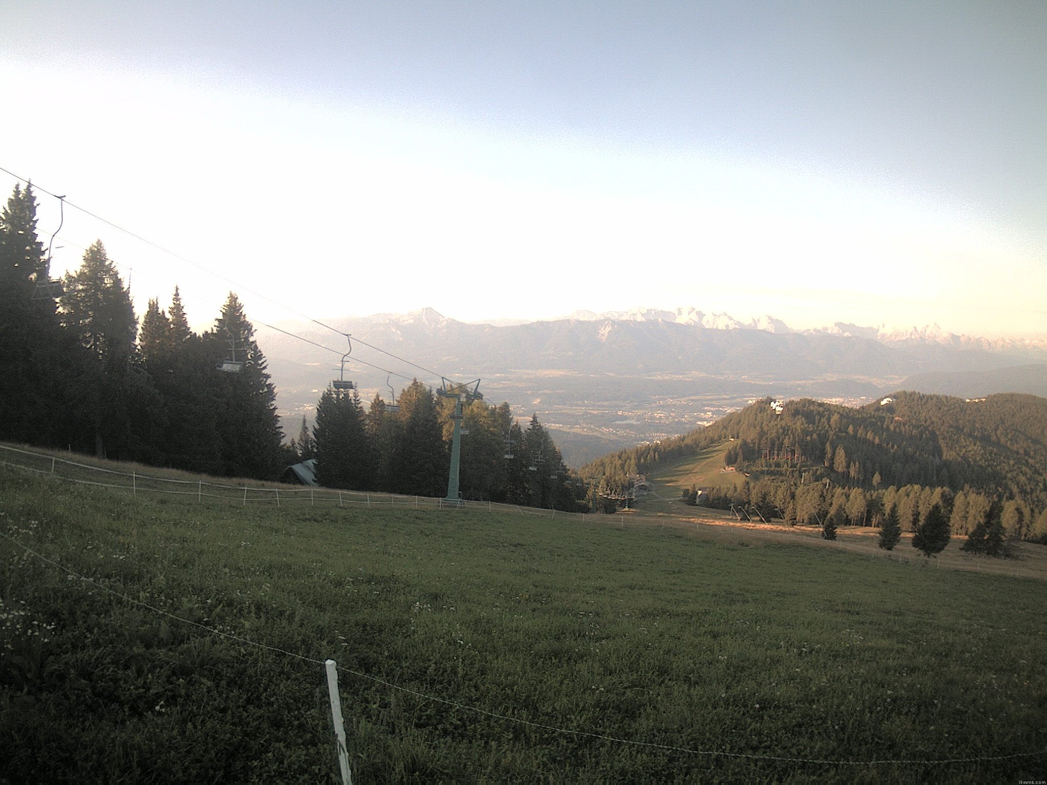 Archiv Foto Webcam Ochsengarten Übungslift (Gerlitzen)