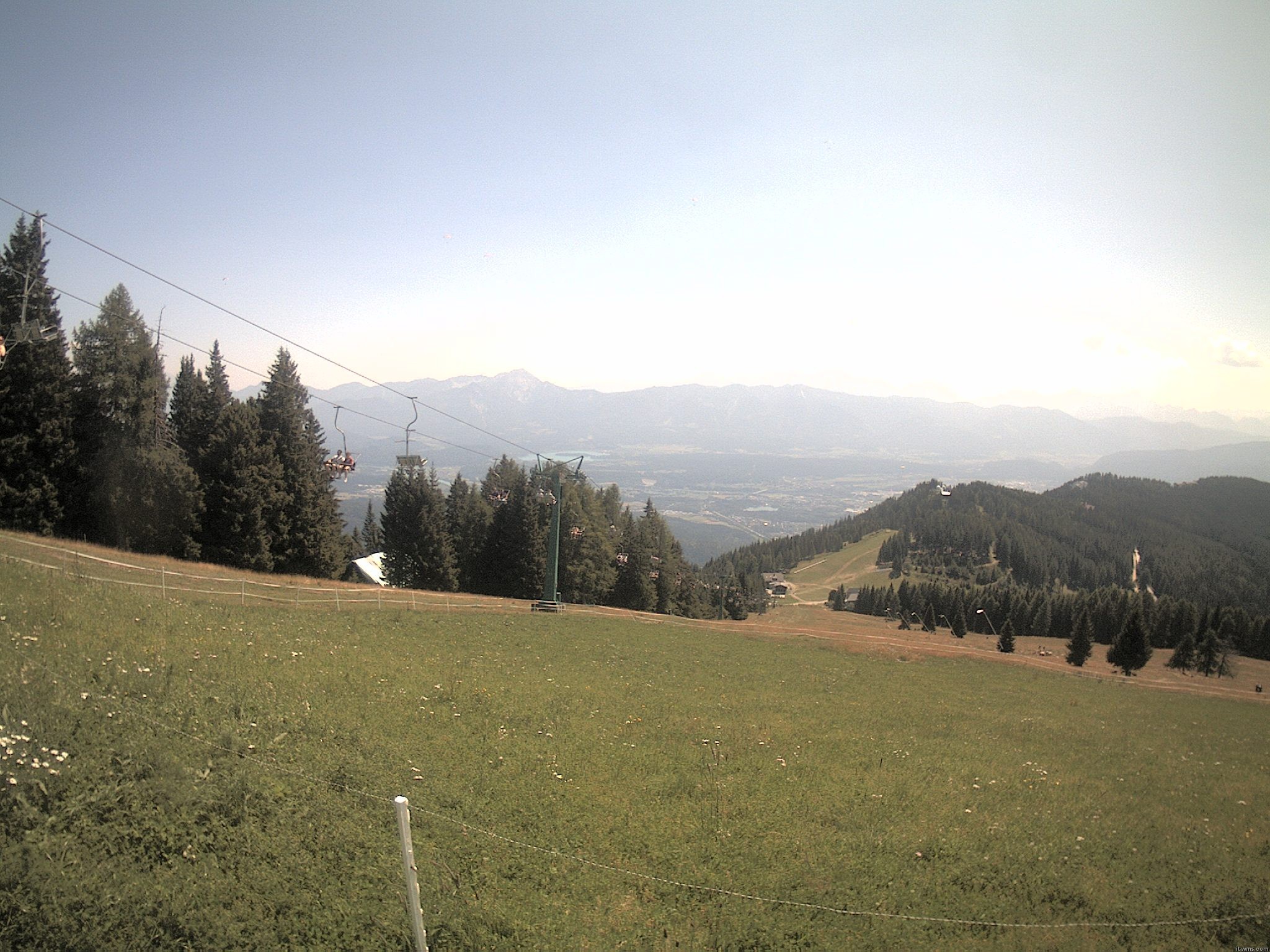Archiv Foto Webcam Ochsengarten Übungslift (Gerlitzen)