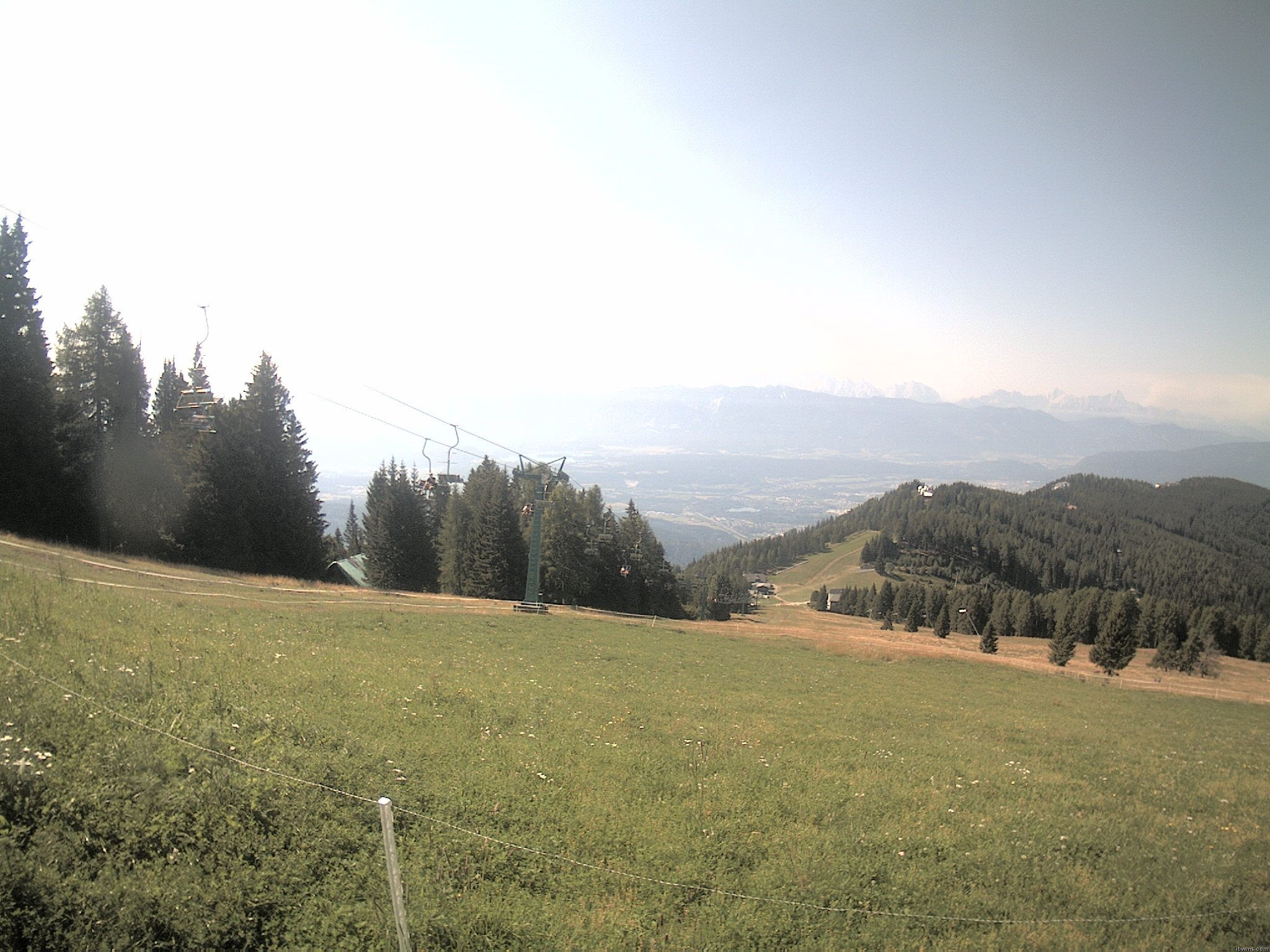 Archiv Foto Webcam Ochsengarten Übungslift (Gerlitzen)