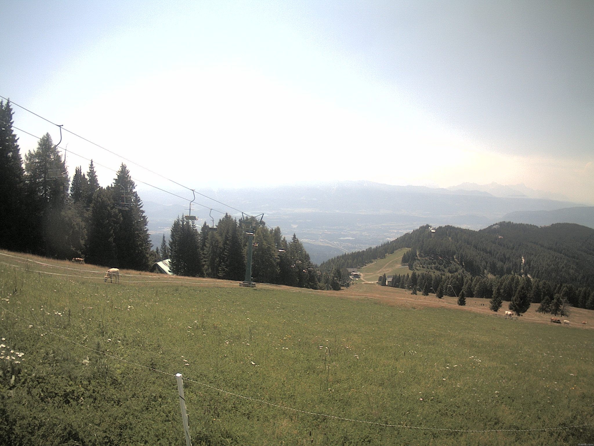 Archiv Foto Webcam Ochsengarten Übungslift (Gerlitzen)