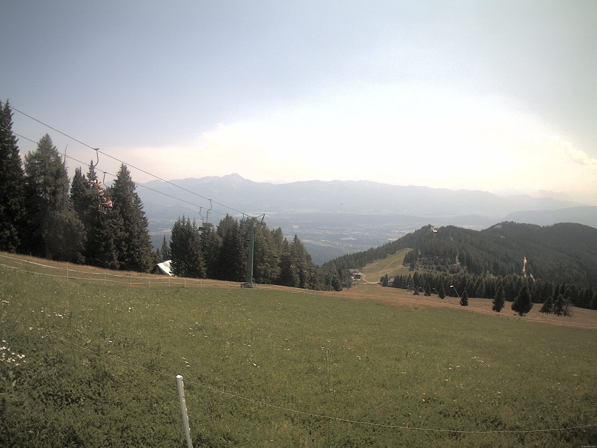 Archiv Foto Webcam Ochsengarten Übungslift (Gerlitzen)