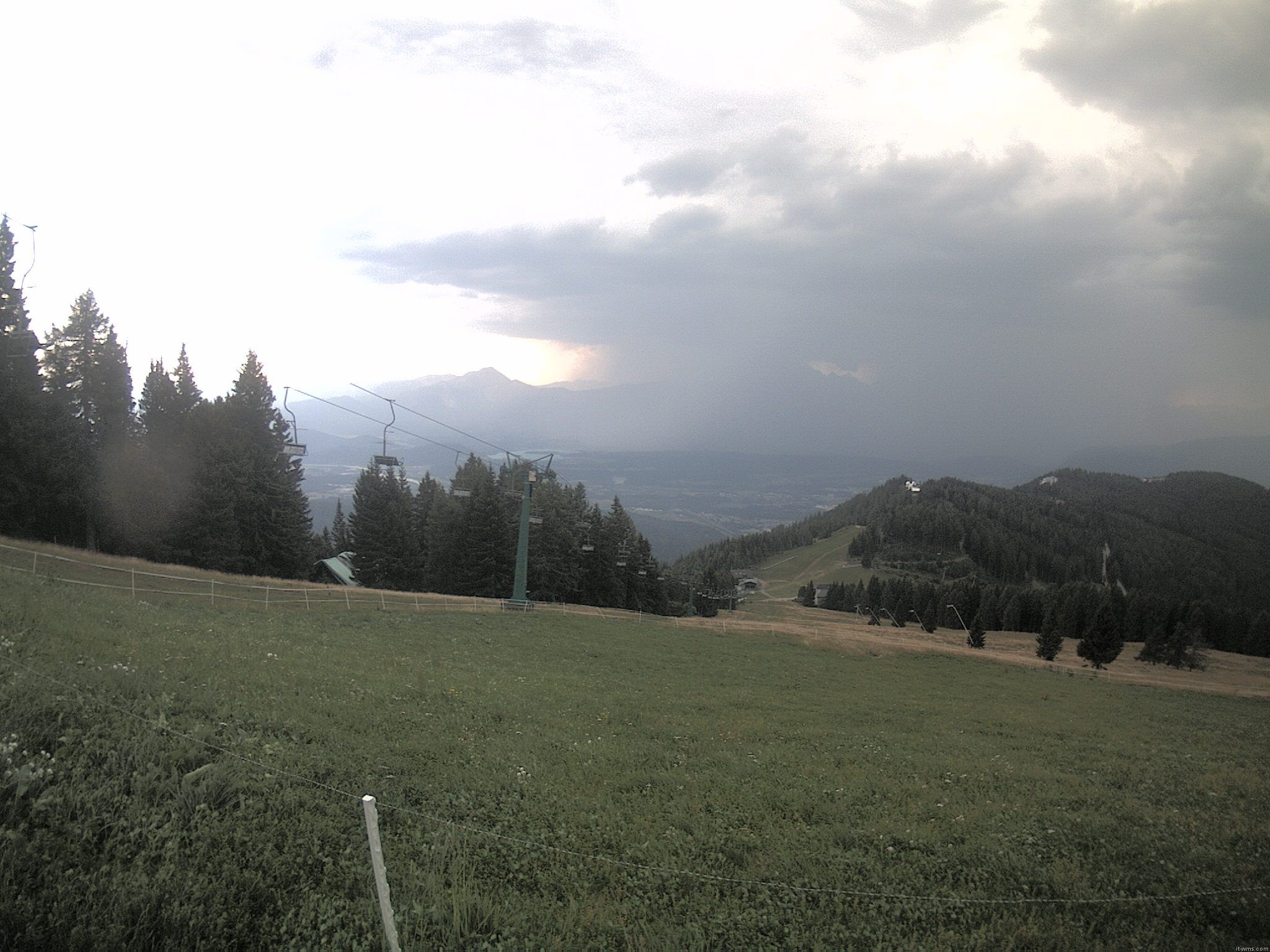Archiv Foto Webcam Ochsengarten Übungslift (Gerlitzen)