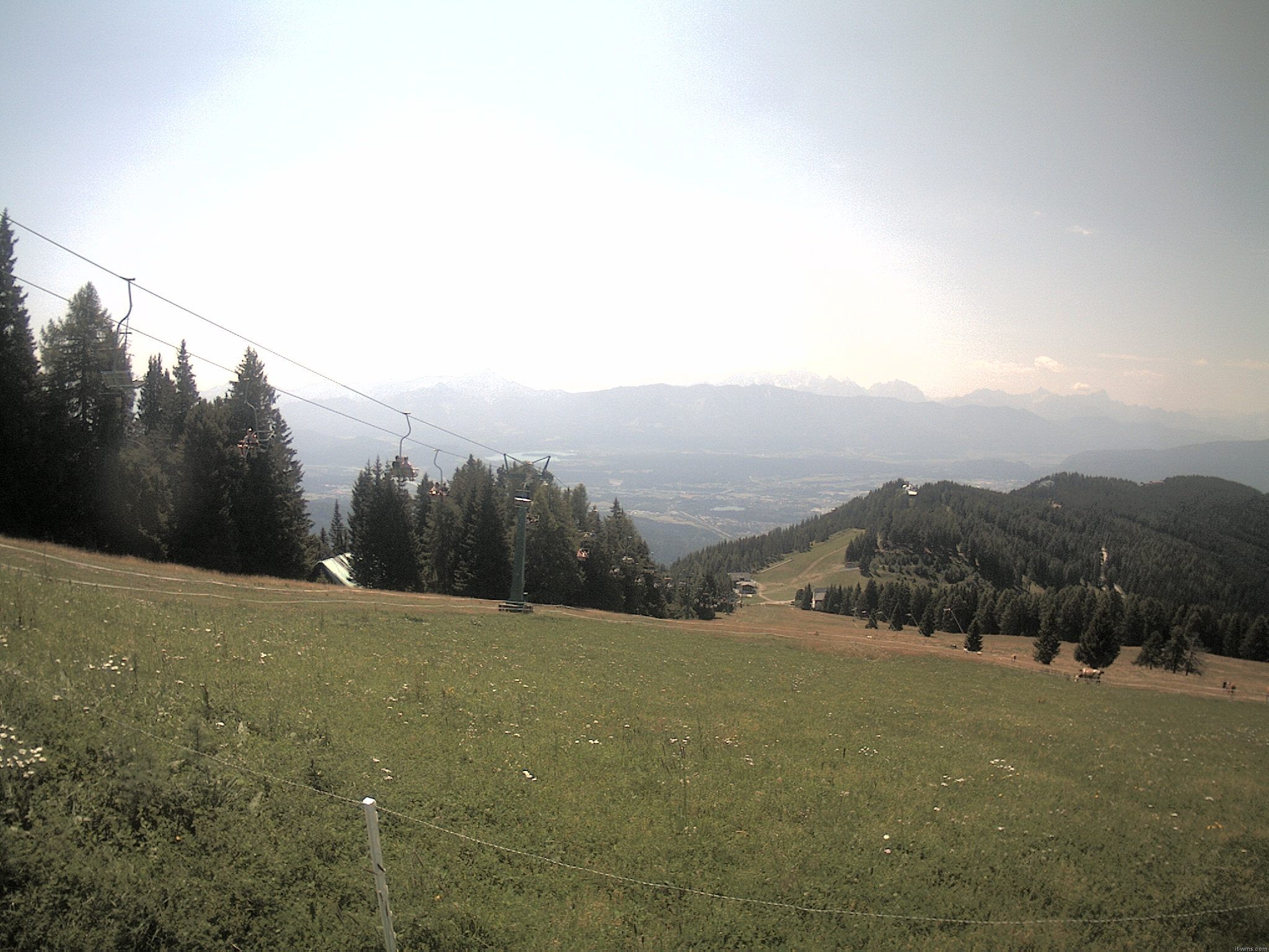 Archiv Foto Webcam Ochsengarten Übungslift (Gerlitzen)