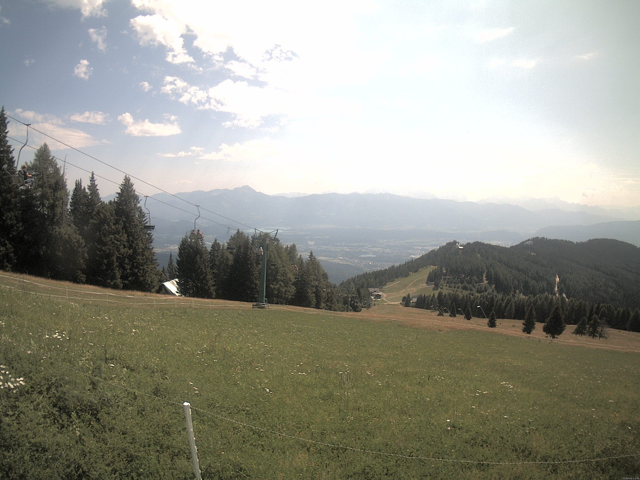 Archiv Foto Webcam Ochsengarten Übungslift (Gerlitzen)