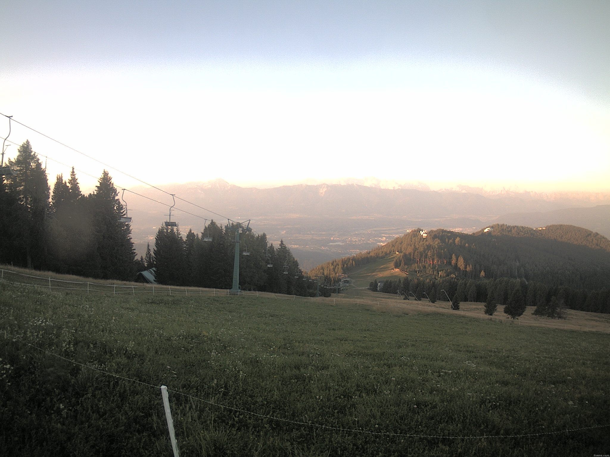 Archiv Foto Webcam Ochsengarten Übungslift (Gerlitzen)