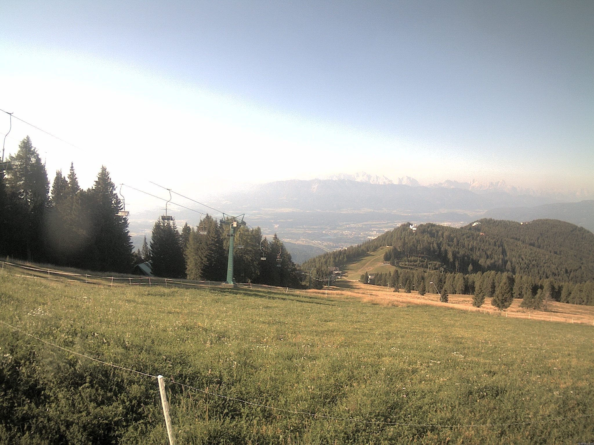 Archiv Foto Webcam Ochsengarten Übungslift (Gerlitzen)