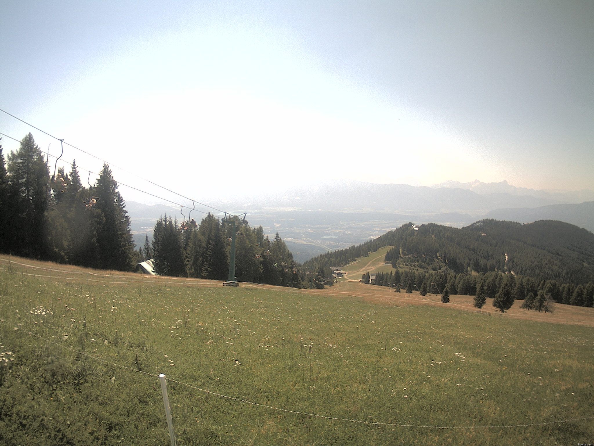 Archiv Foto Webcam Ochsengarten Übungslift (Gerlitzen)