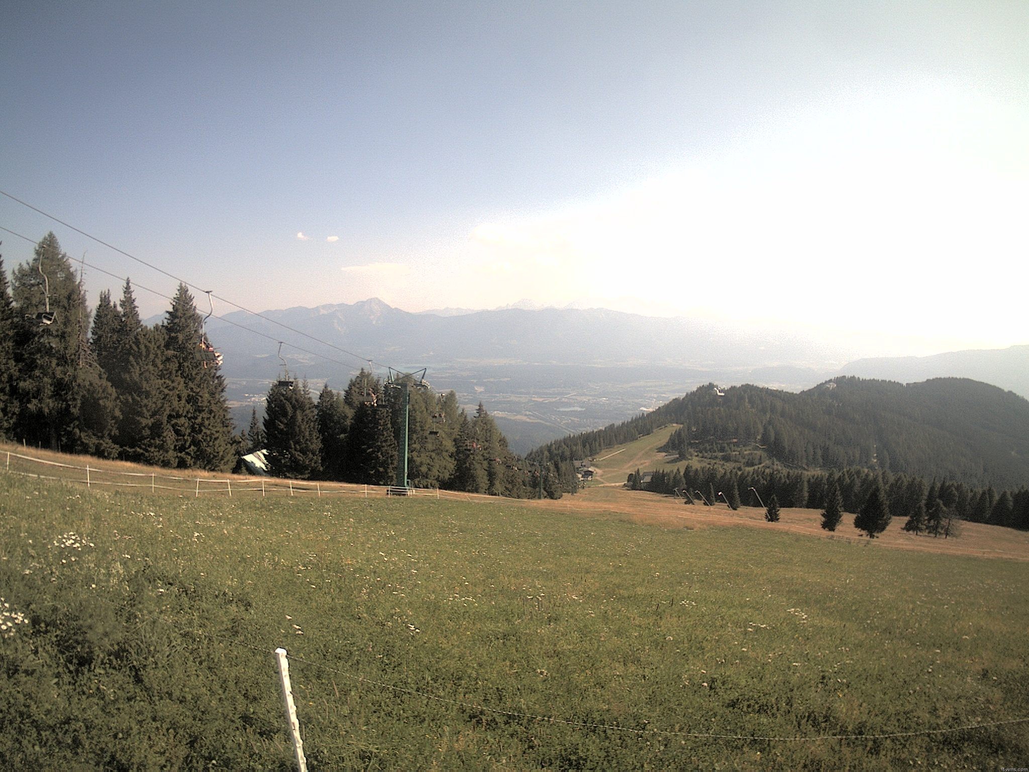 Archiv Foto Webcam Ochsengarten Übungslift (Gerlitzen)