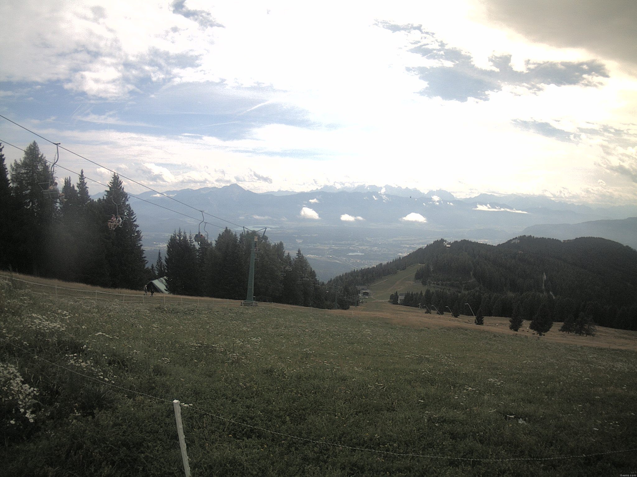 Archiv Foto Webcam Ochsengarten Übungslift (Gerlitzen)