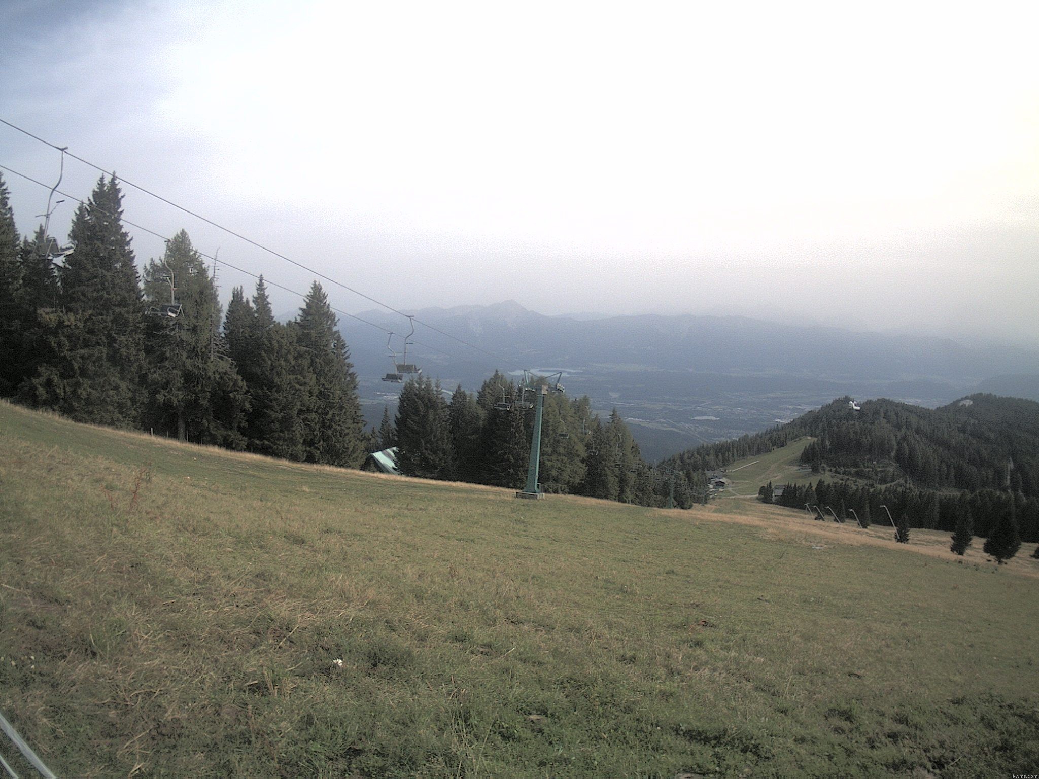 Archiv Foto Webcam Ochsengarten Übungslift (Gerlitzen)