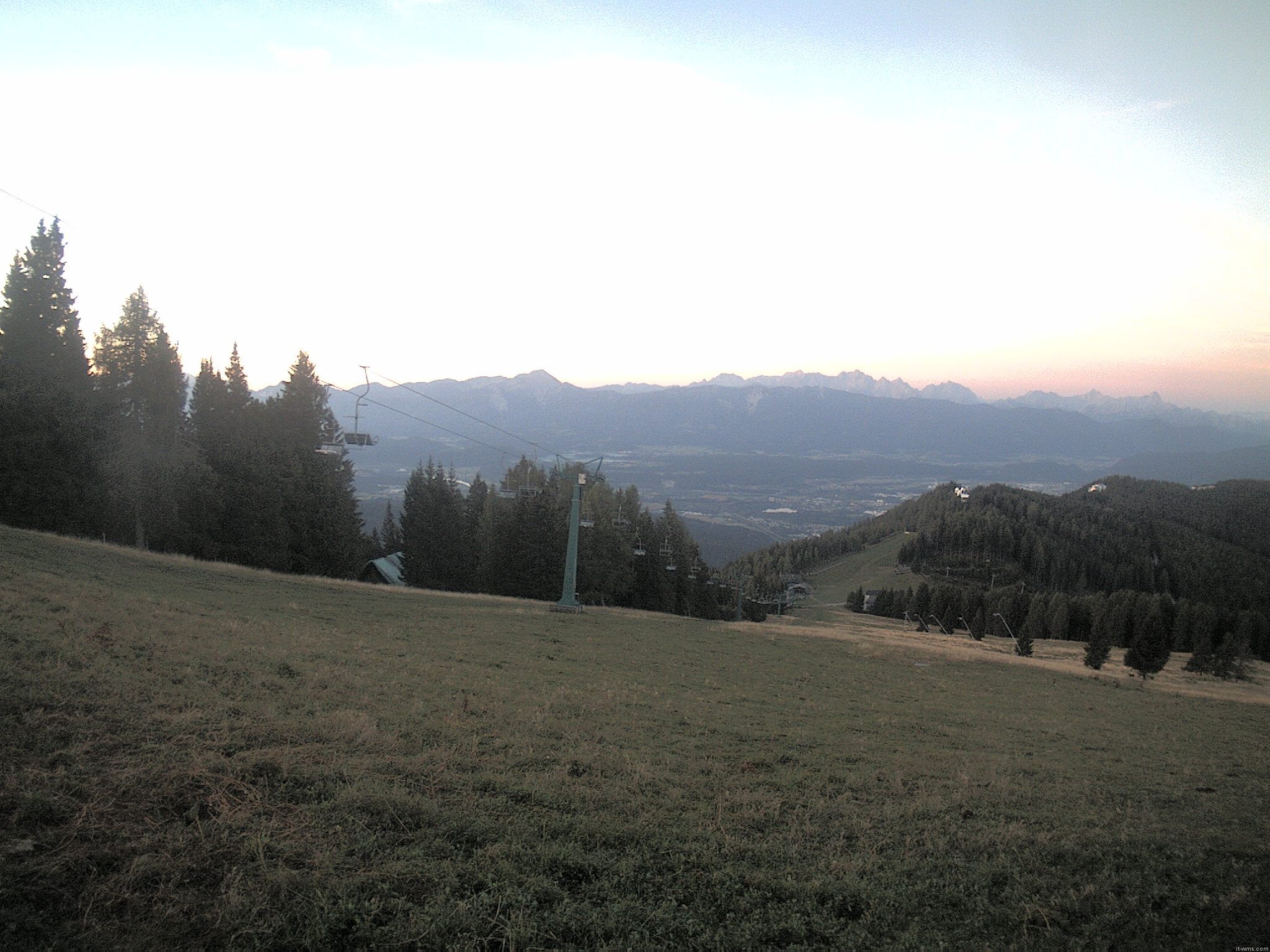 Archiv Foto Webcam Ochsengarten Übungslift (Gerlitzen)