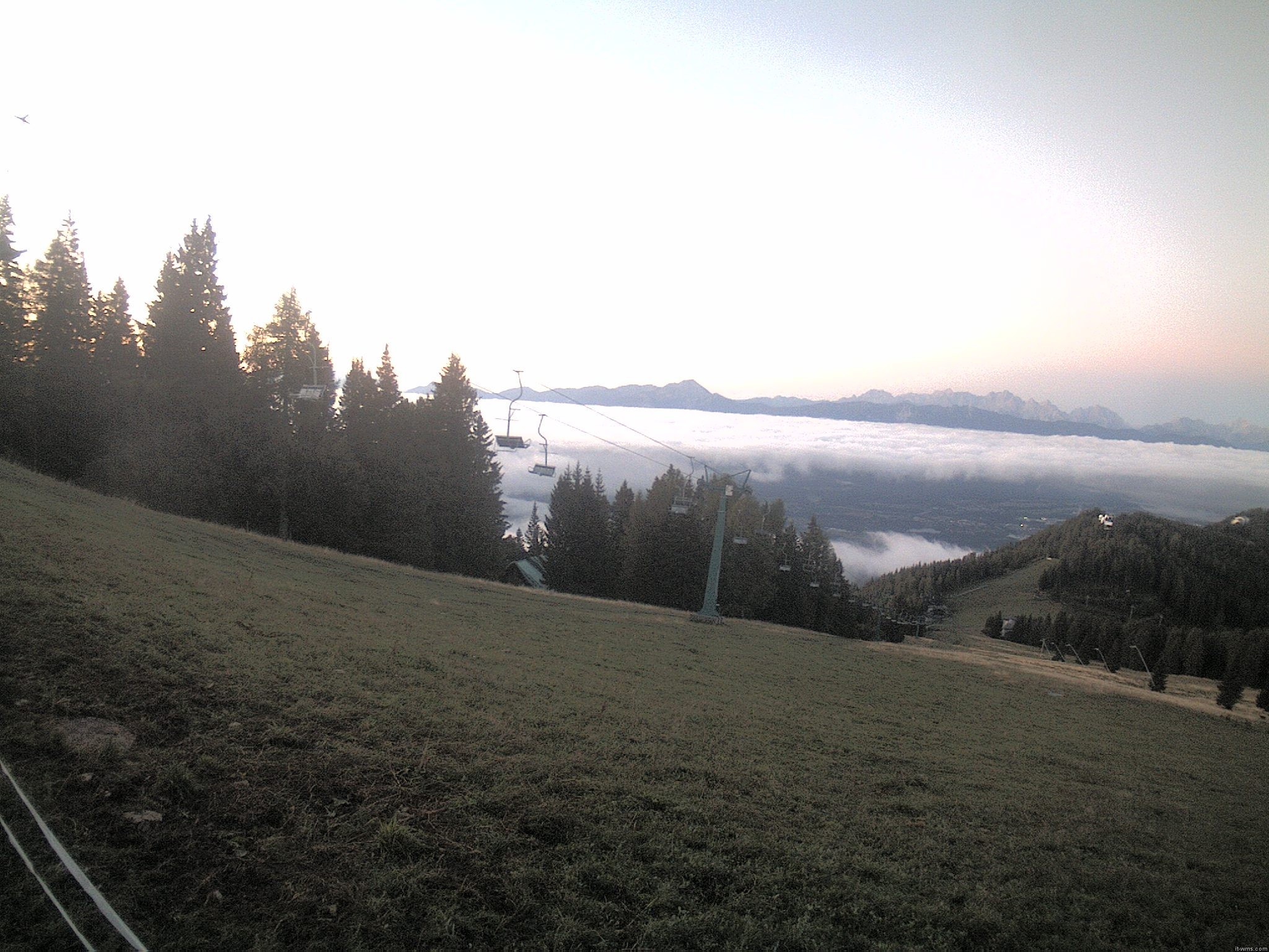 Archiv Foto Webcam Ochsengarten Übungslift (Gerlitzen)