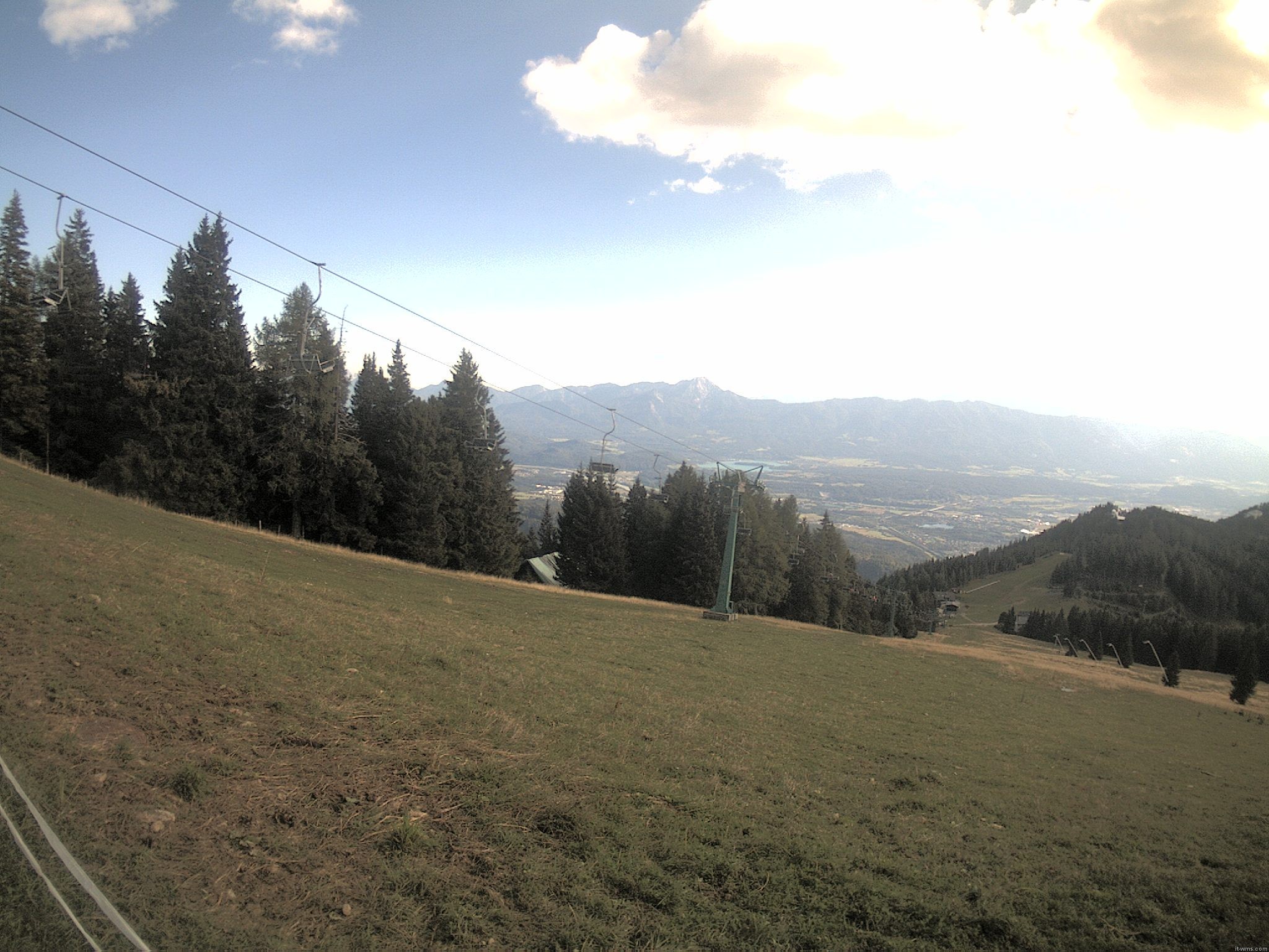 Archiv Foto Webcam Ochsengarten Übungslift (Gerlitzen)