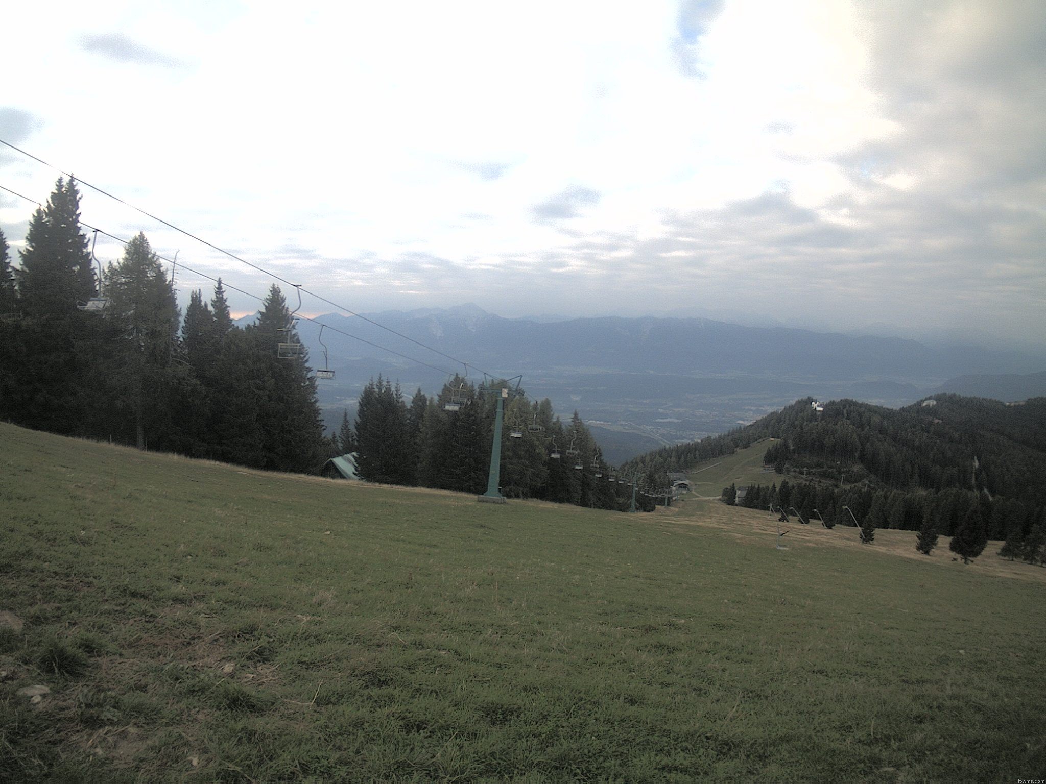 Archiv Foto Webcam Ochsengarten Übungslift (Gerlitzen)