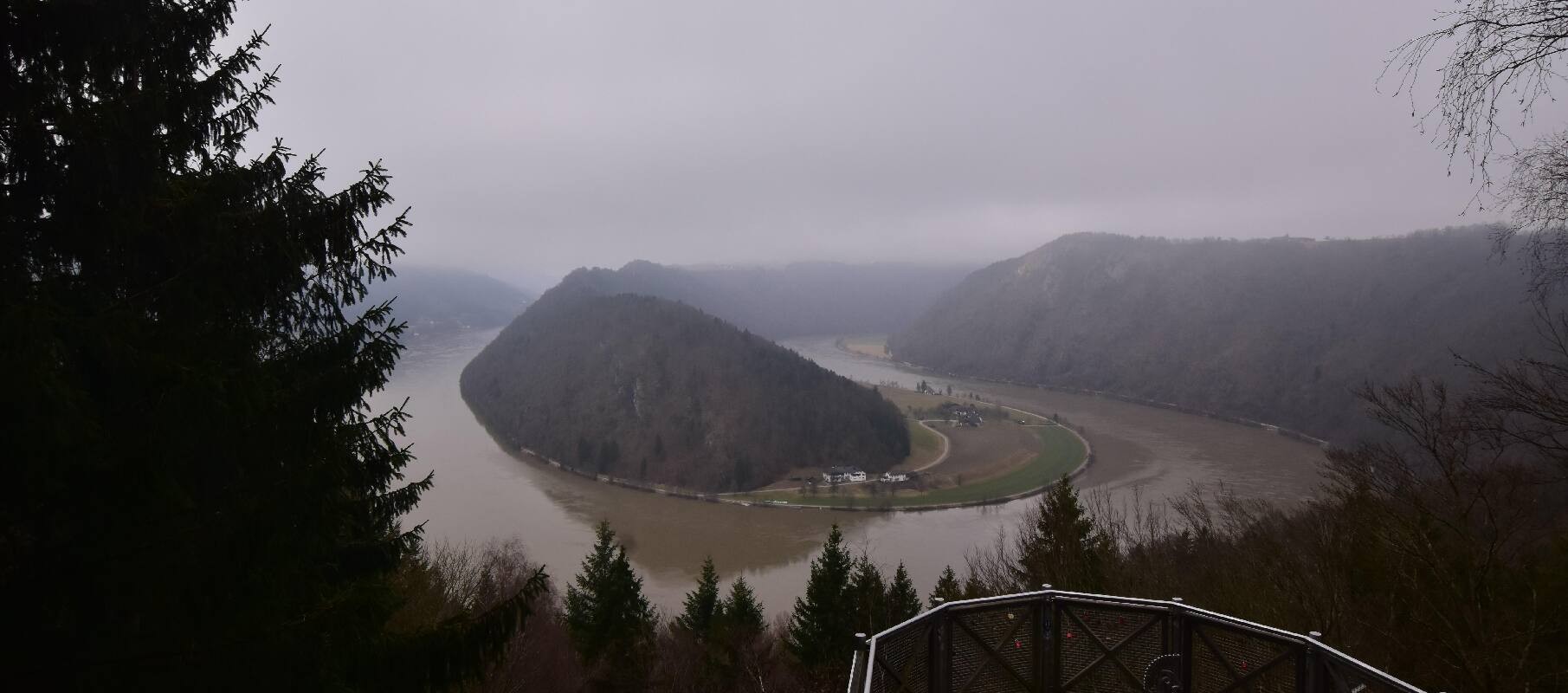 Archived image Webcam Haibach: Schlögener Donauschlinge