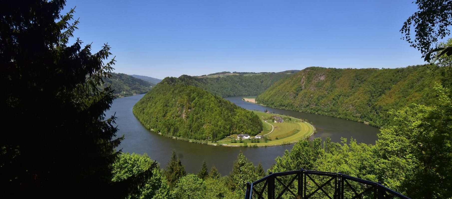 Archived image Webcam Haibach: Schlögener Donauschlinge