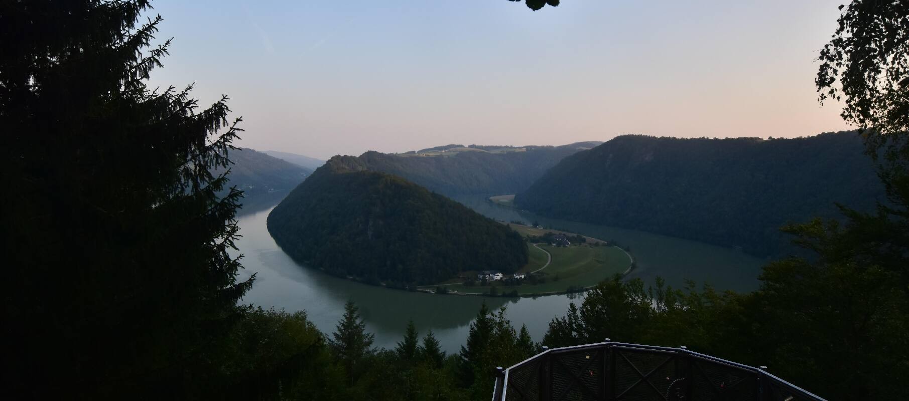 Archived image Webcam Haibach: Schlögener Donauschlinge