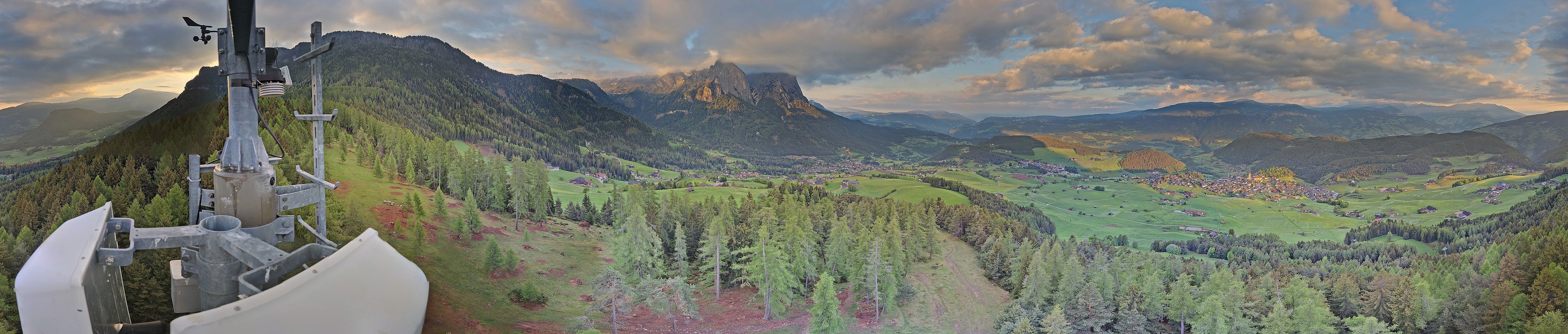 Archiv Foto Webcam Kastelruth (Südtirol)