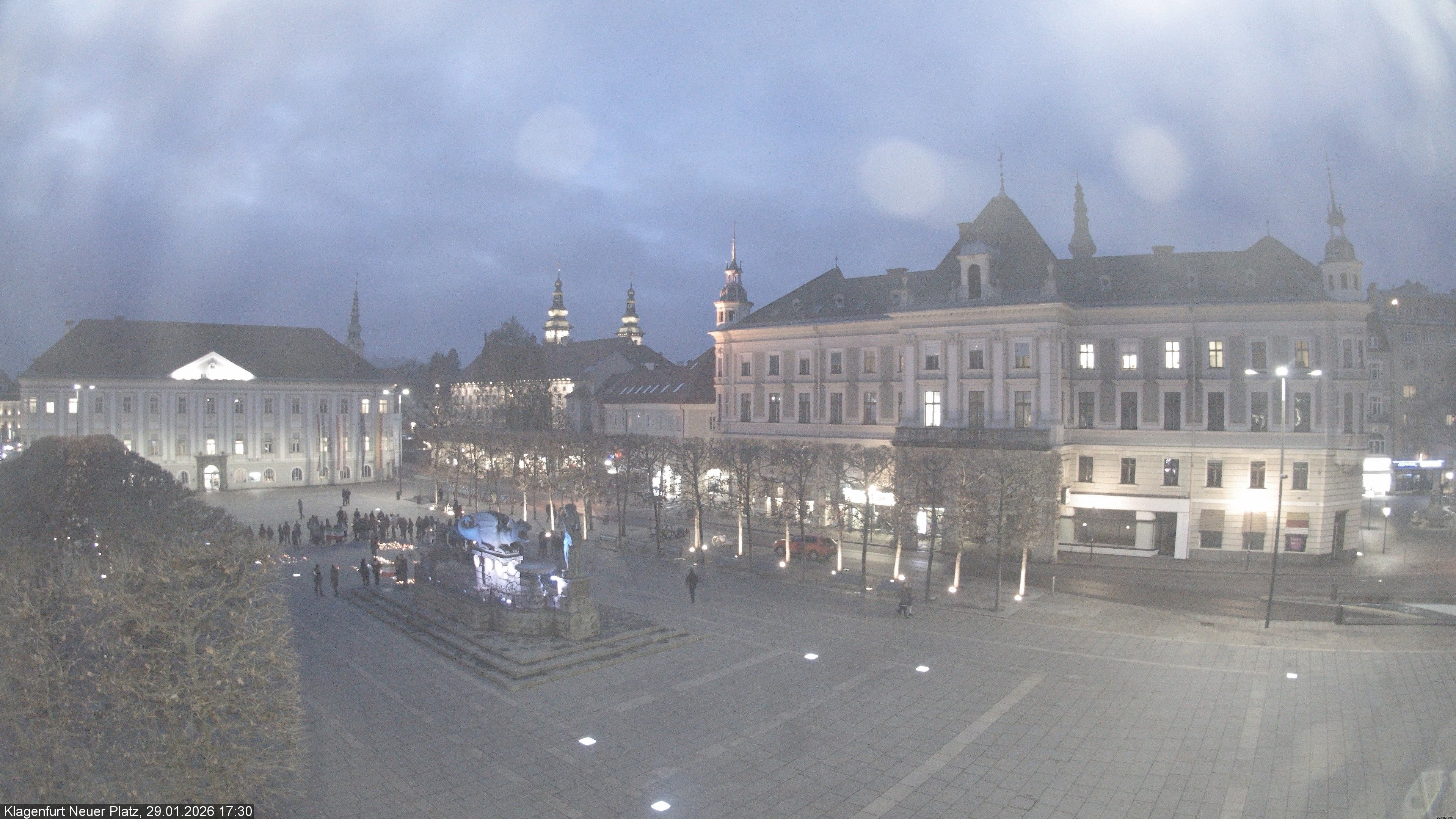 Archiv Foto Webcam Neuer Platz (Klagenfurt)