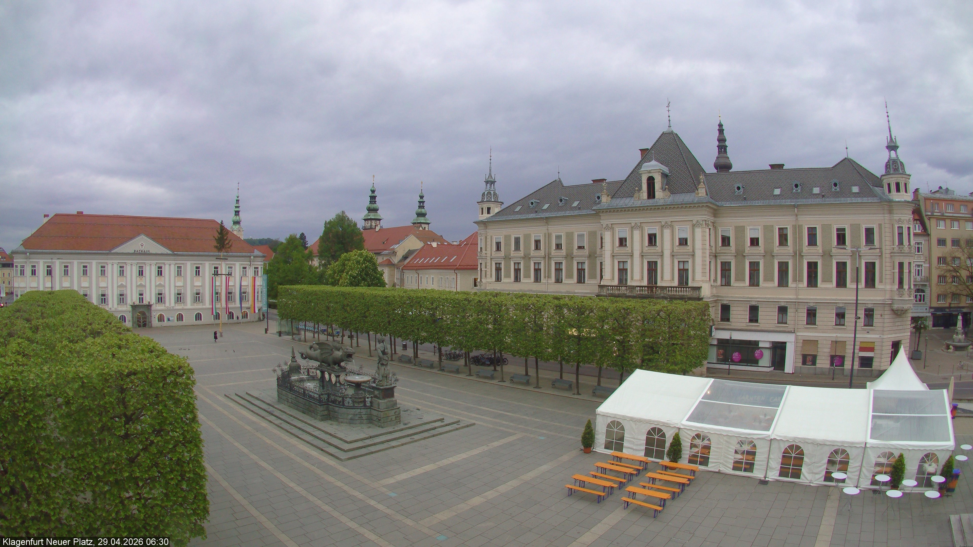 Archiv Foto Webcam Neuer Platz (Klagenfurt)