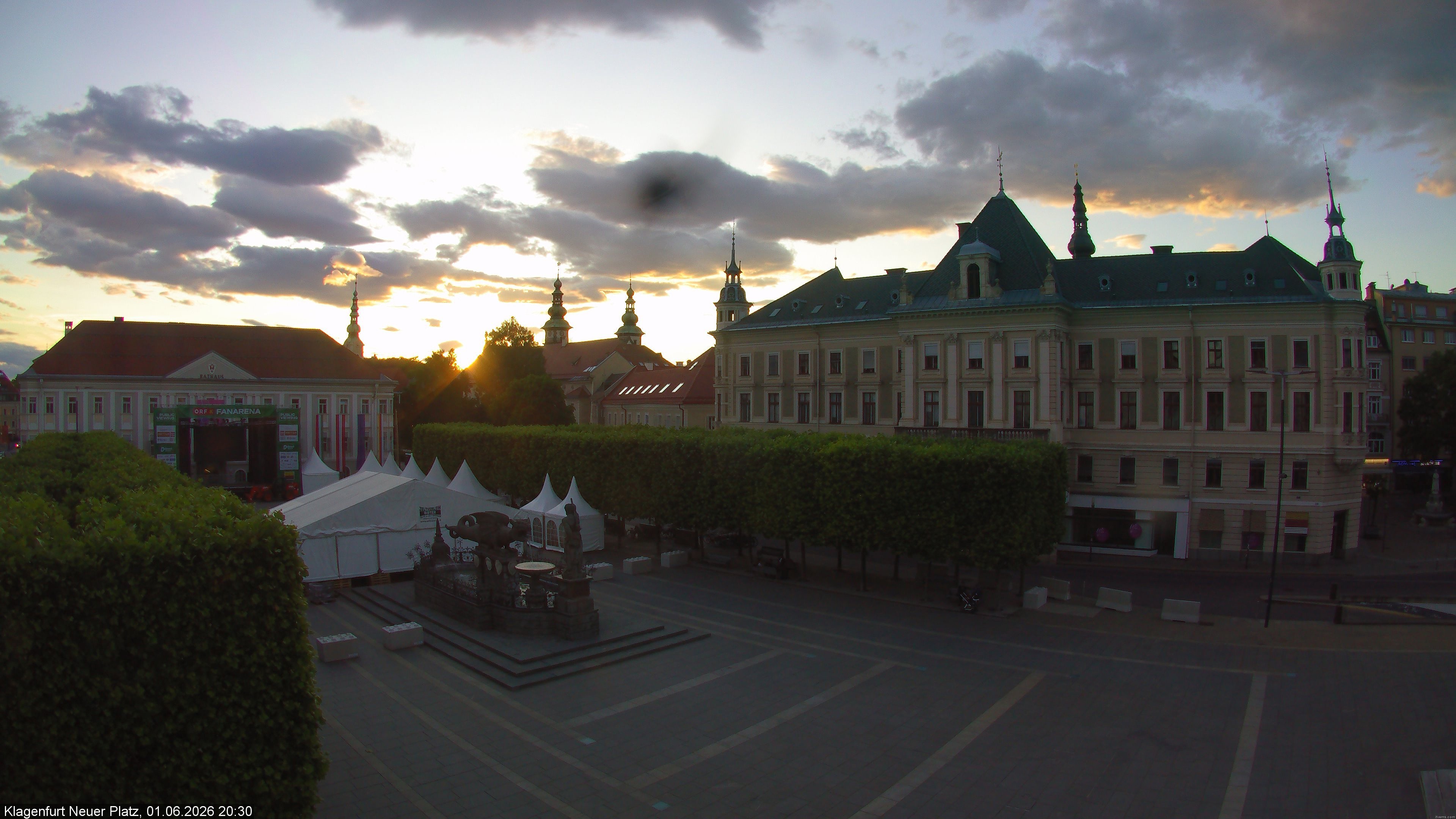 Archiv Foto Webcam Neuer Platz (Klagenfurt)