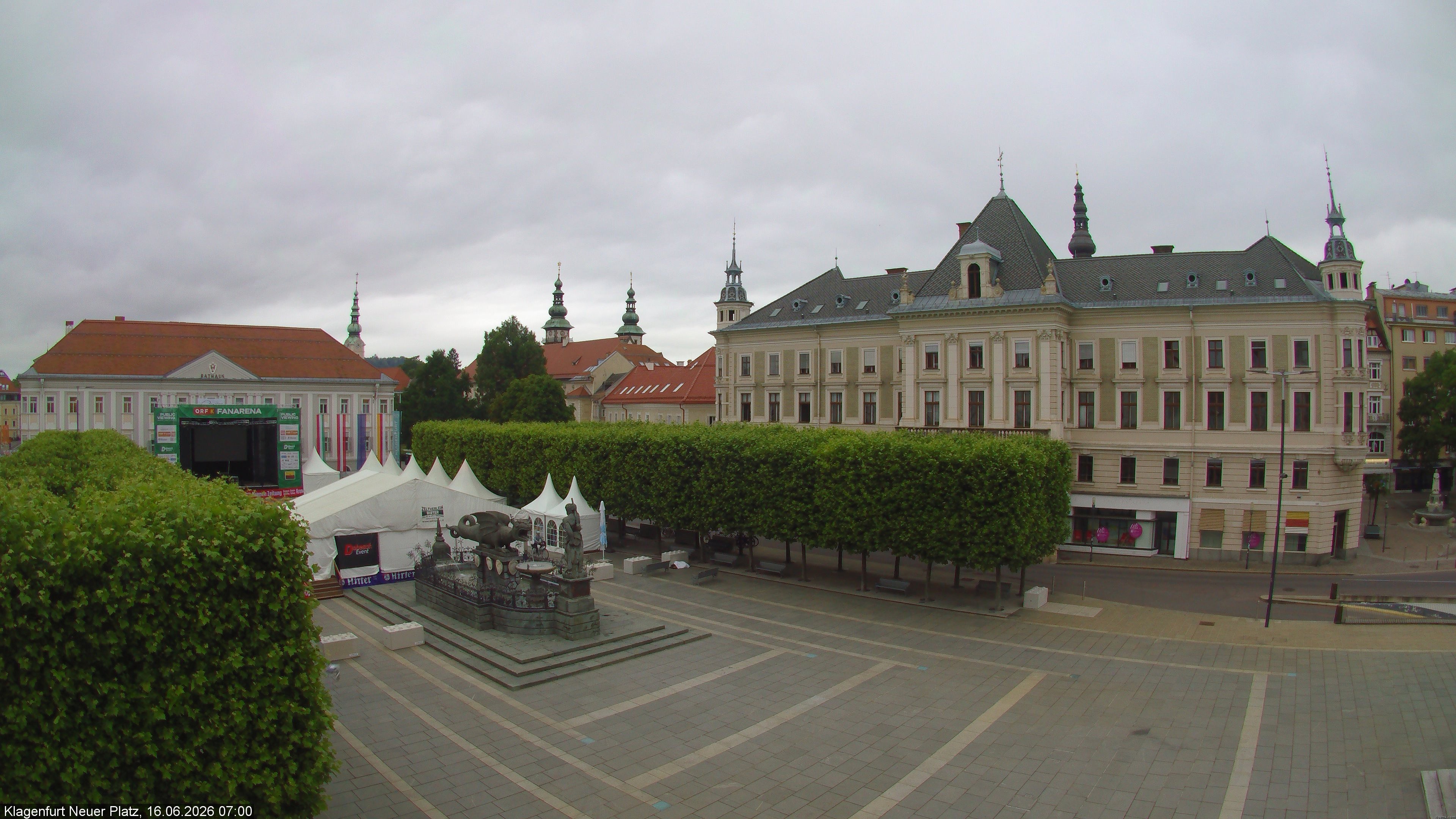 Archiv Foto Webcam Neuer Platz (Klagenfurt)