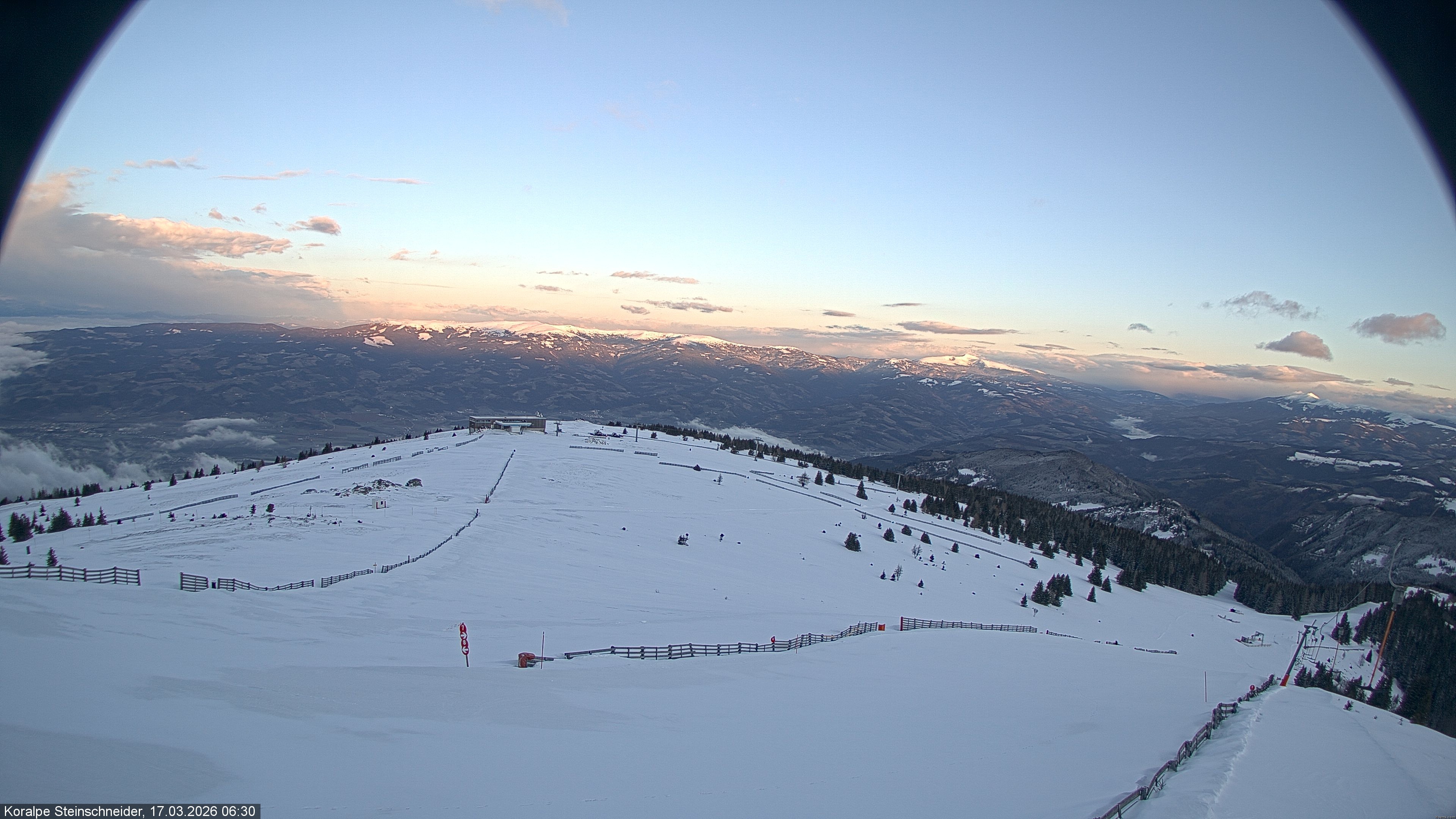Archived image Webcam Steinschneider lift on Koralpe