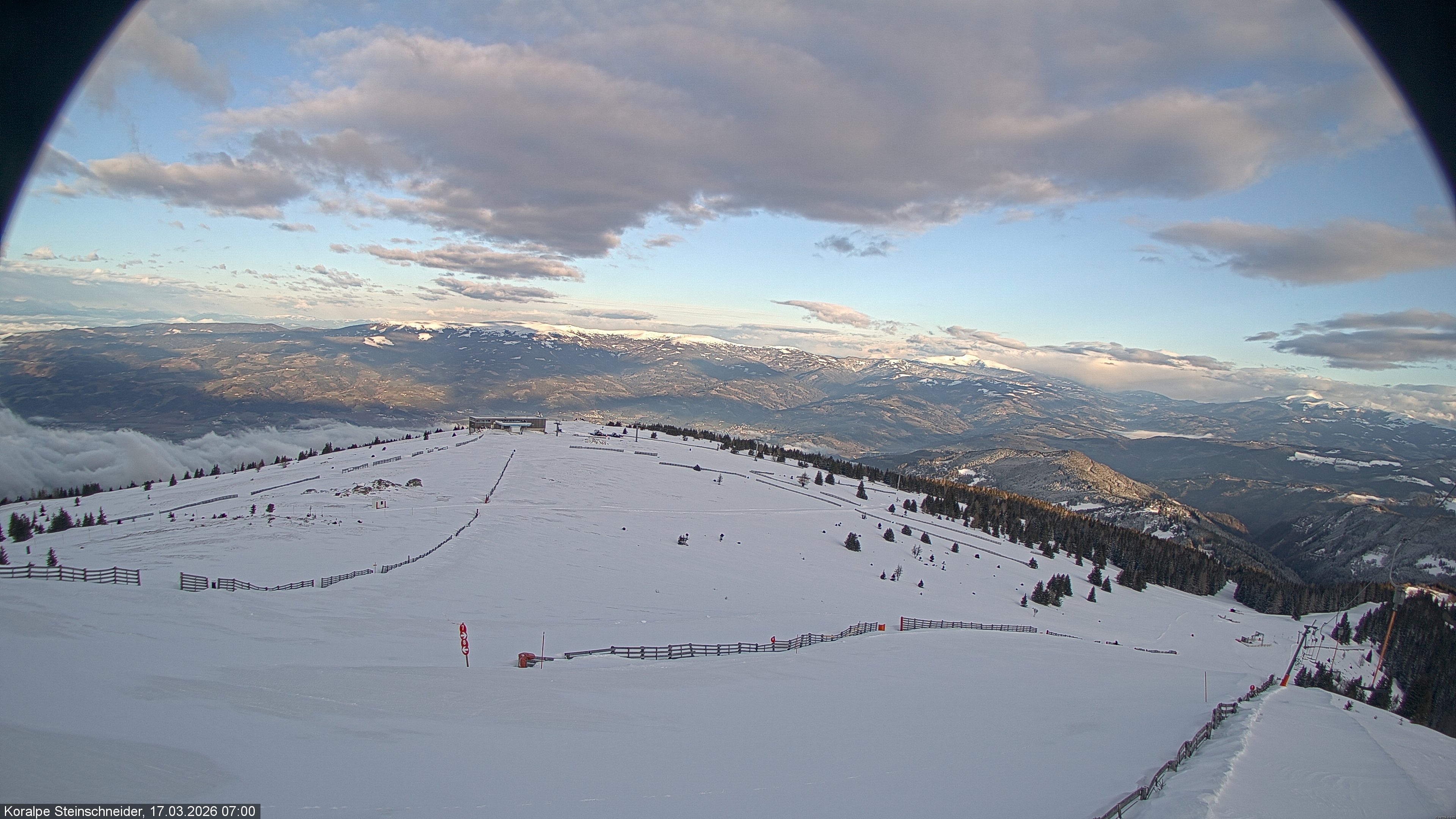 Archived image Webcam Steinschneider lift on Koralpe