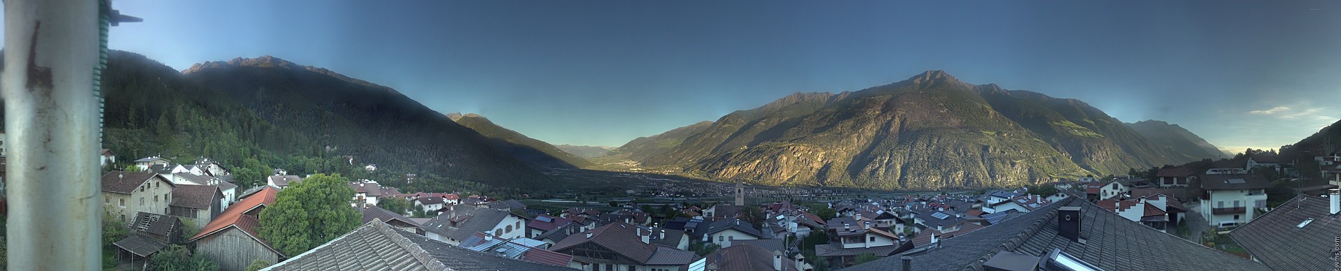 Archived image Webcam Latsch, South Tyrol, Austria