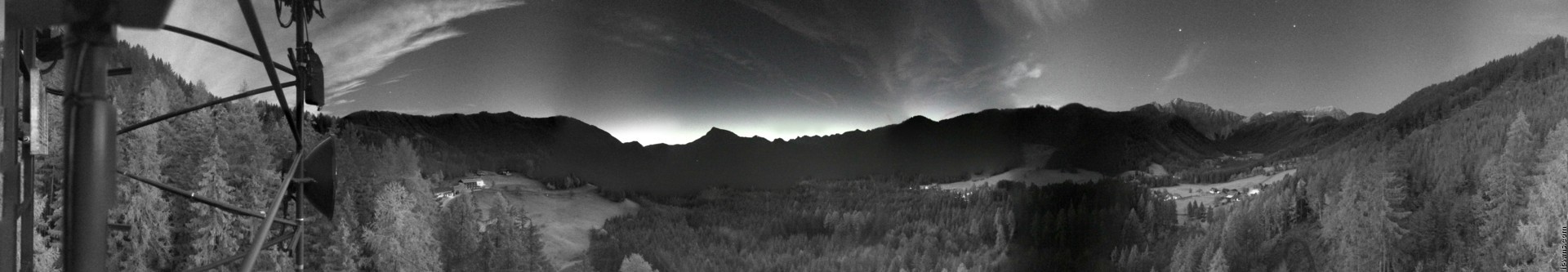 Archived image Webcam Bodental valley, Mountain inn Lausegger