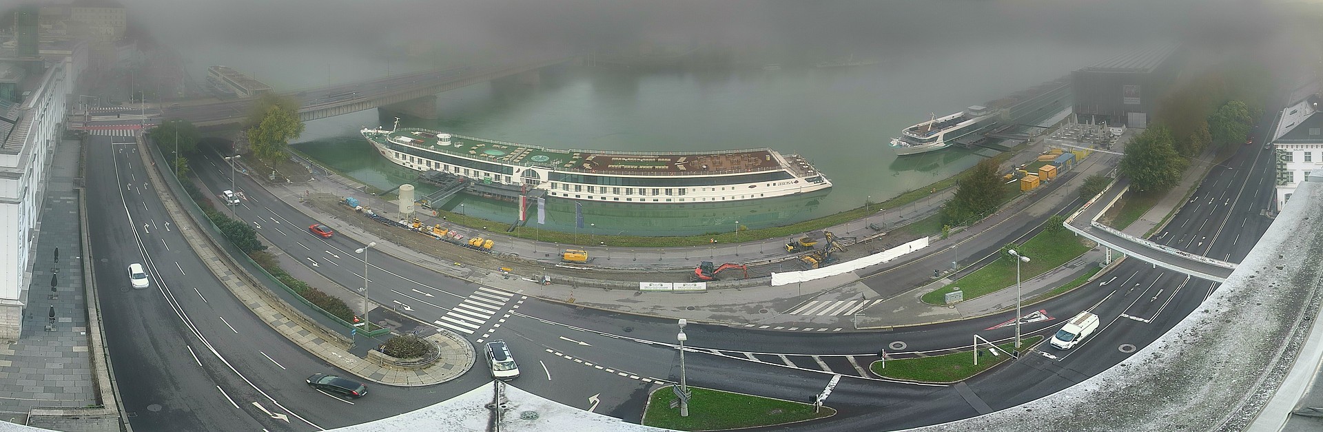 Archiv Foto Webcam Linz: Donaulände und Nibelungenbrücke