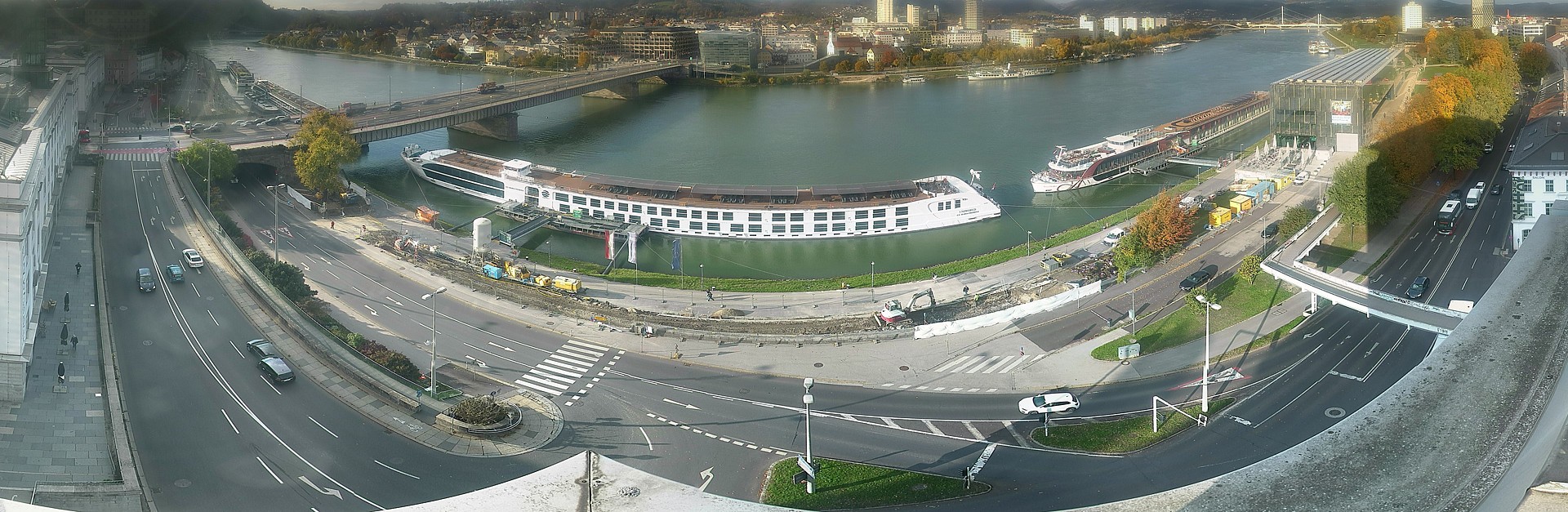 Archiv Foto Webcam Linz: Donaulände und Nibelungenbrücke
