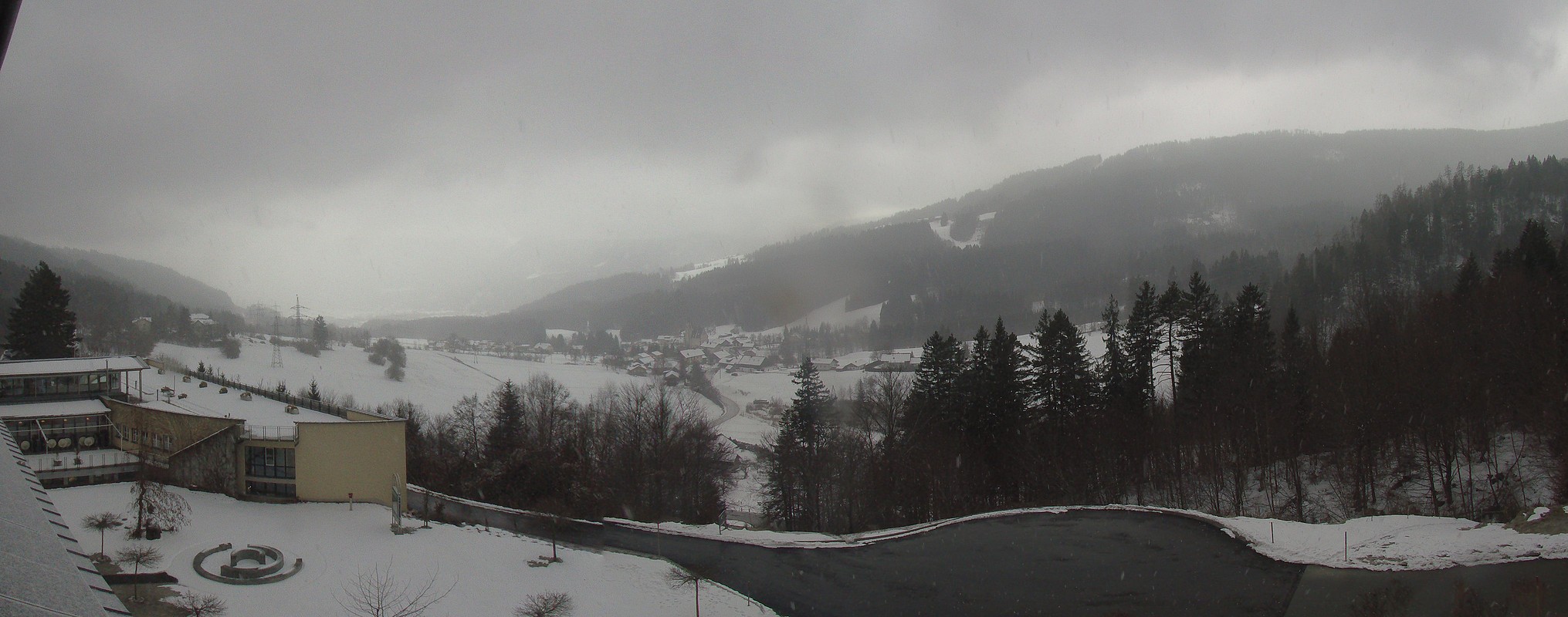 Archiv Foto Webcam Landeskrankenhaus Laas (Gailtal)